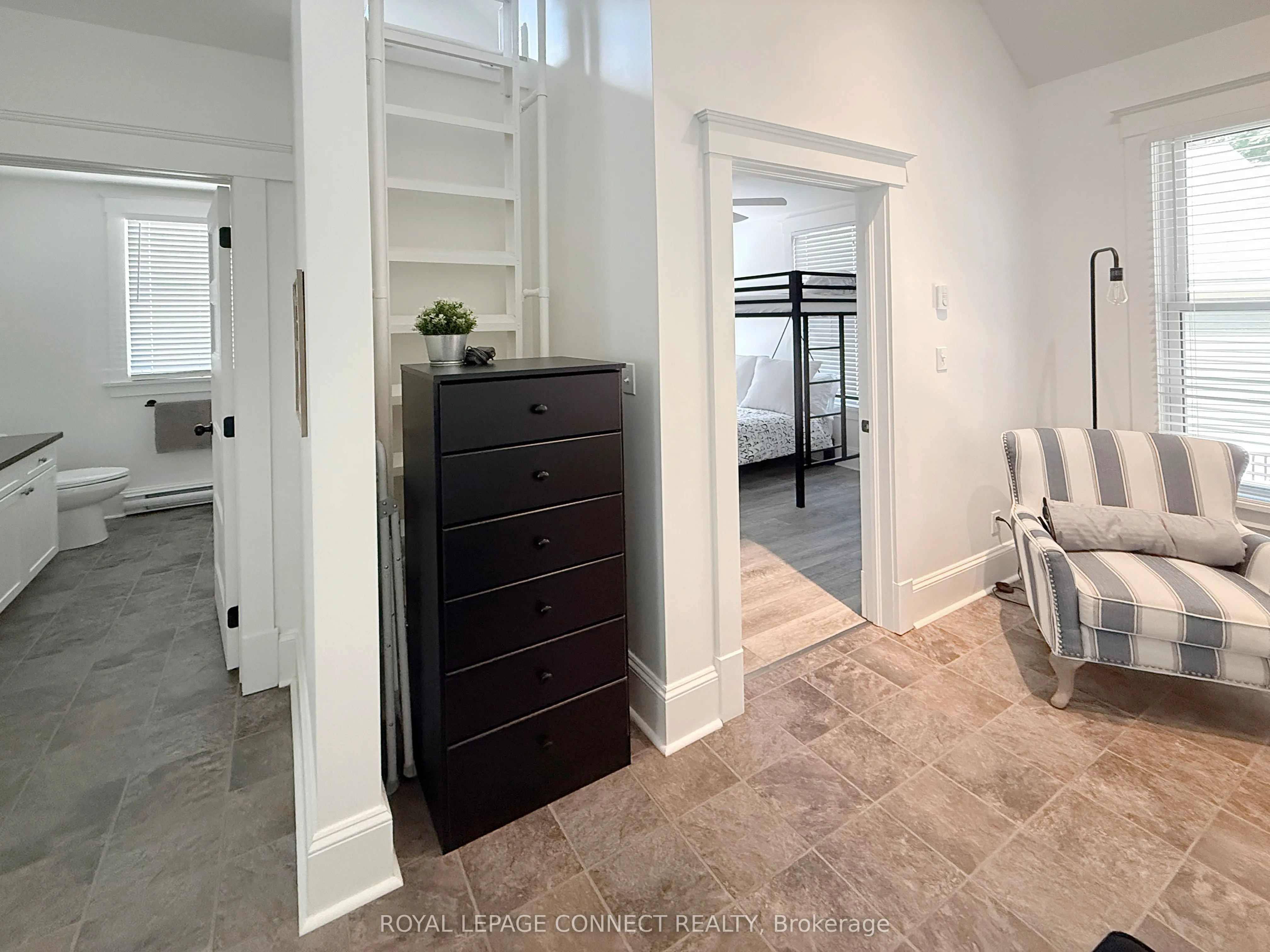 16 Hollow Lane, #191