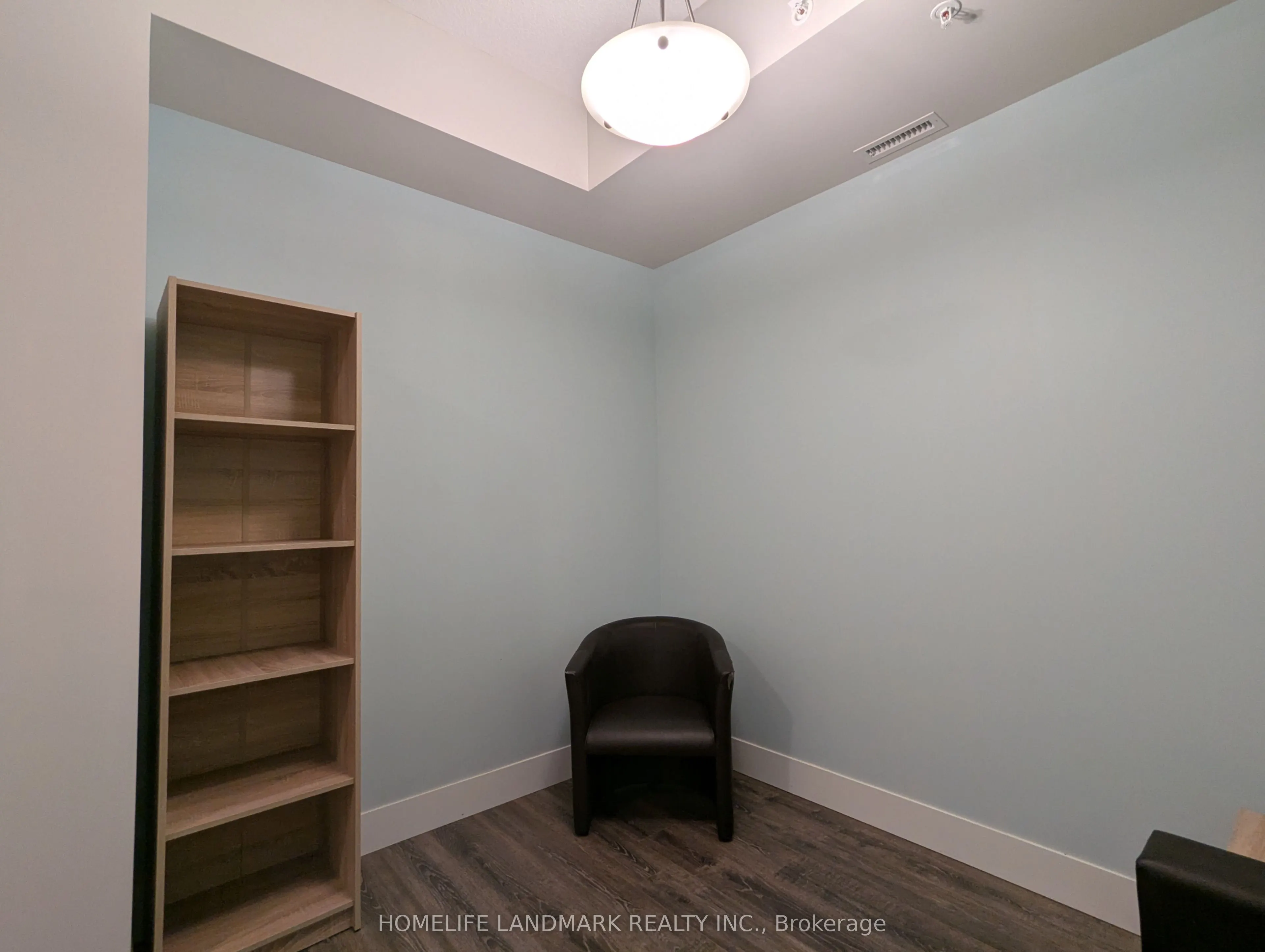 253 Albert Street, #302