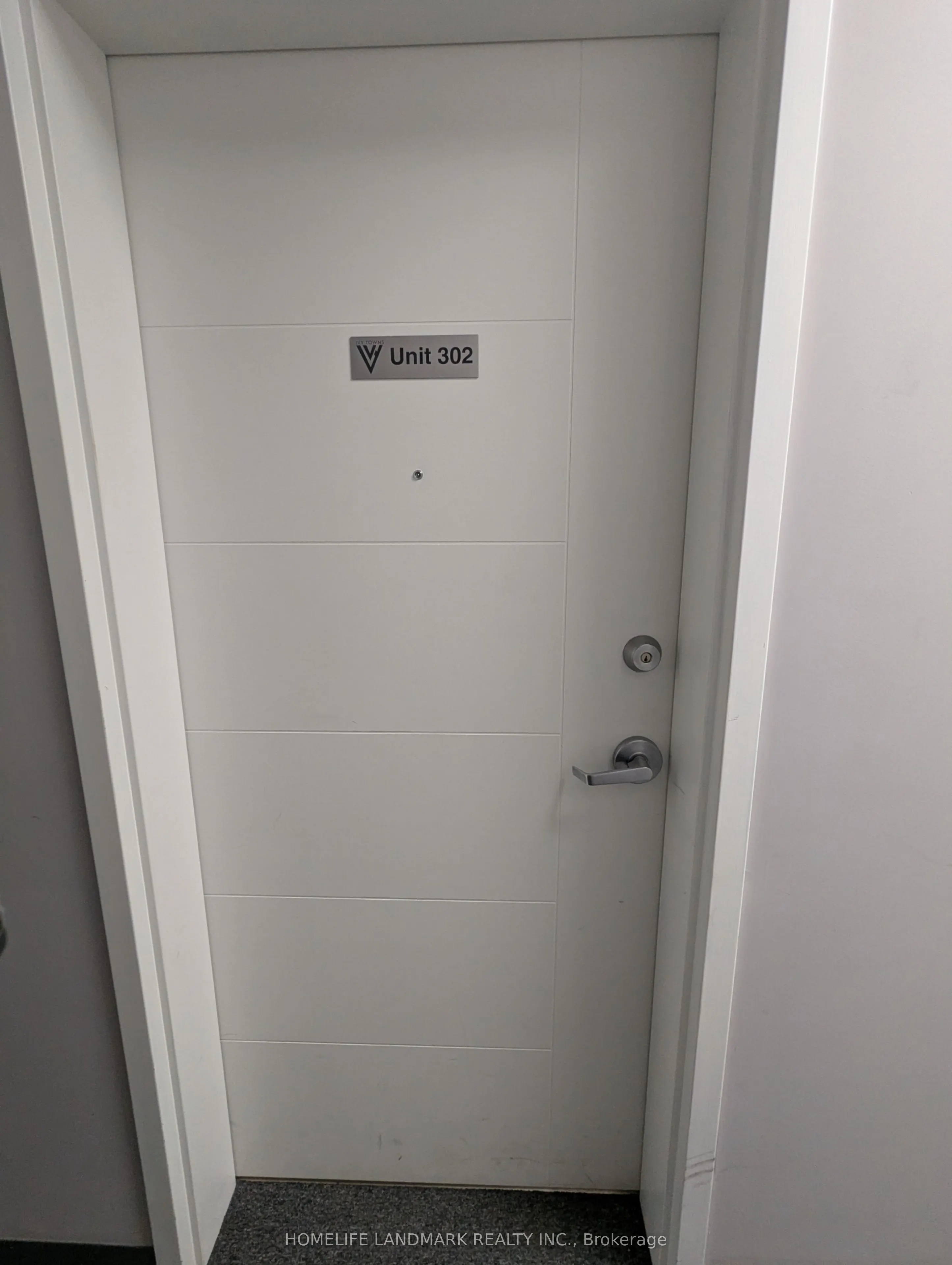 253 Albert Street, #302