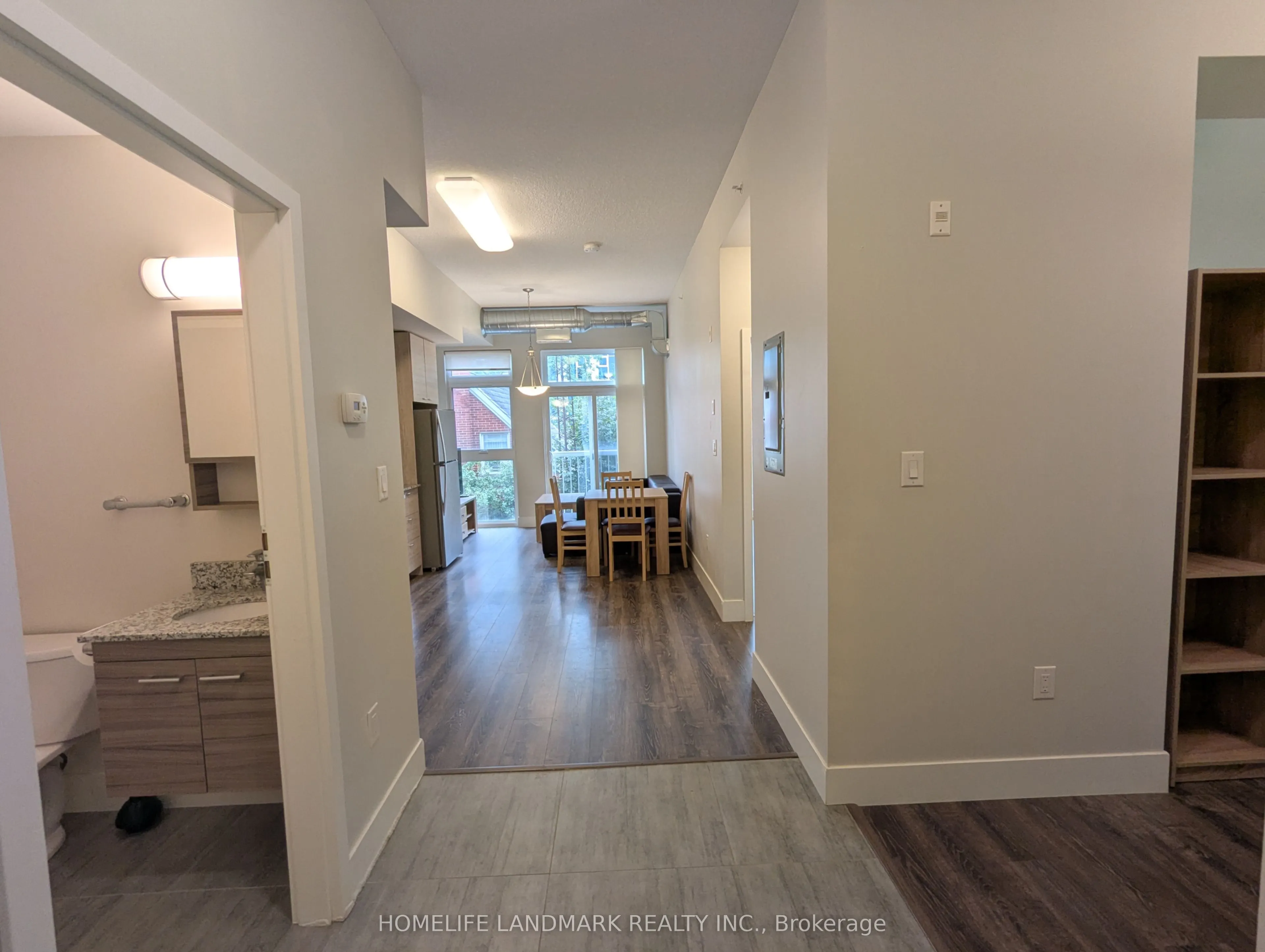 253 Albert Street, #302