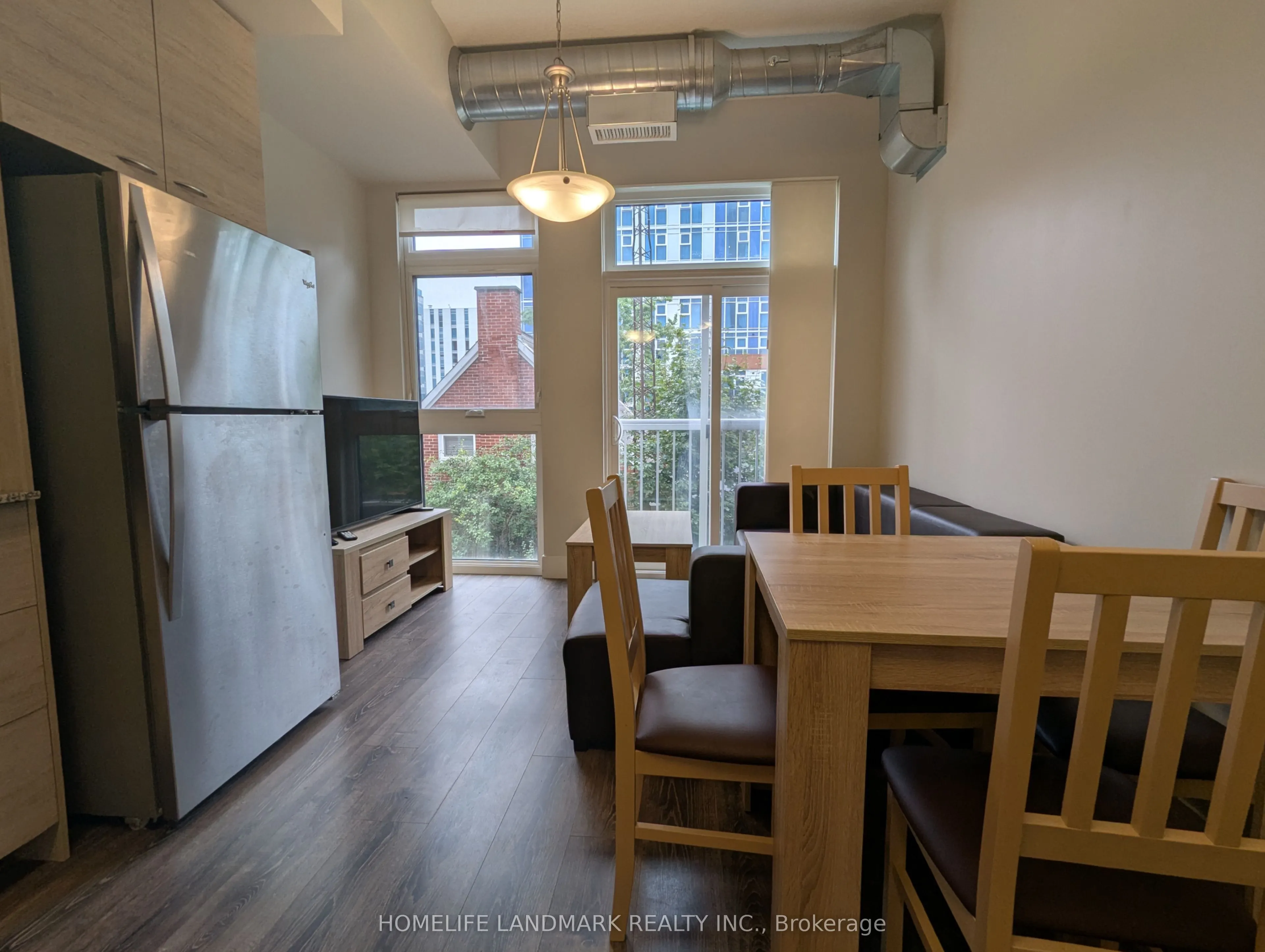 253 Albert Street, #302