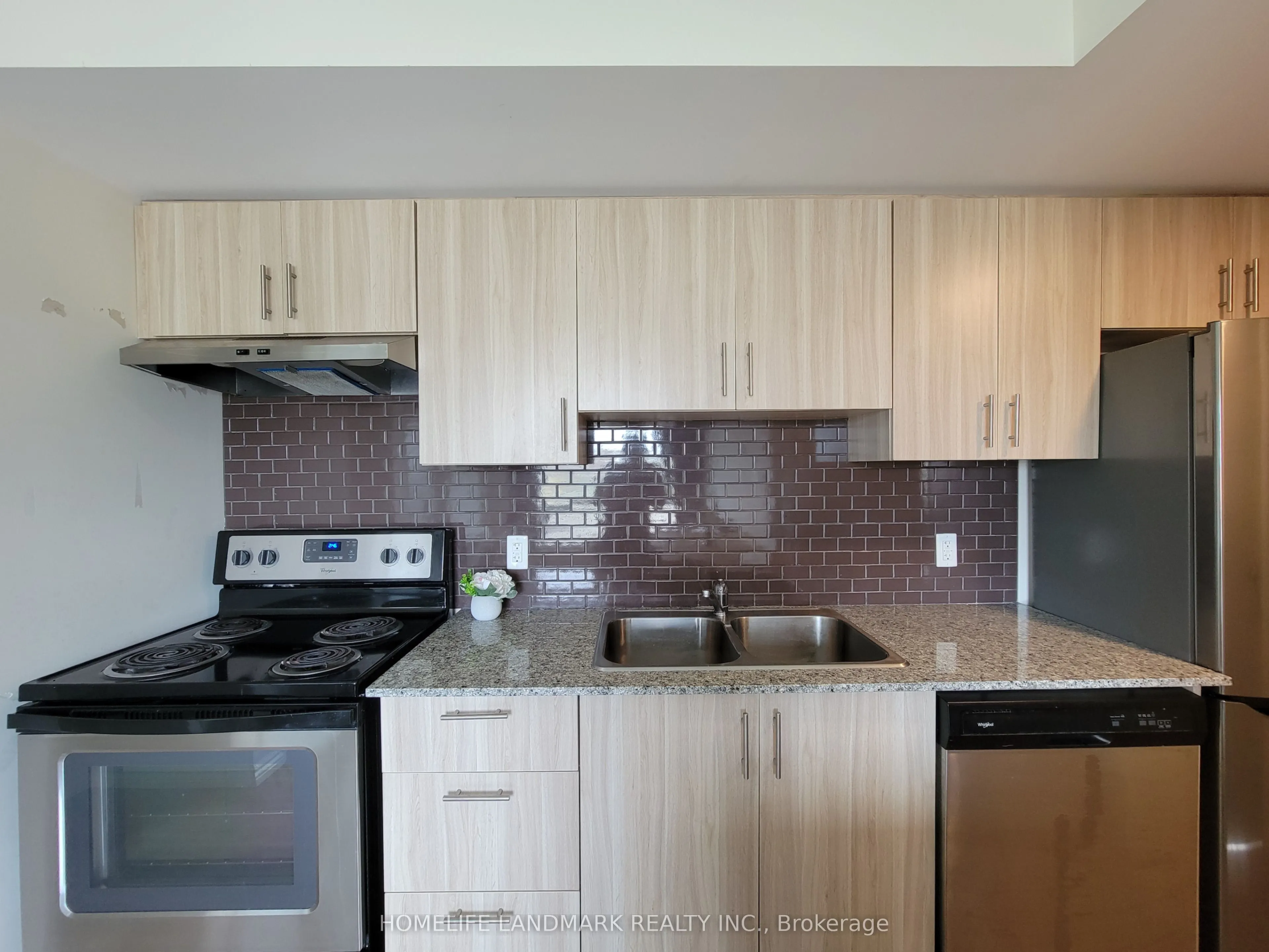 275 Larch Street, #G401