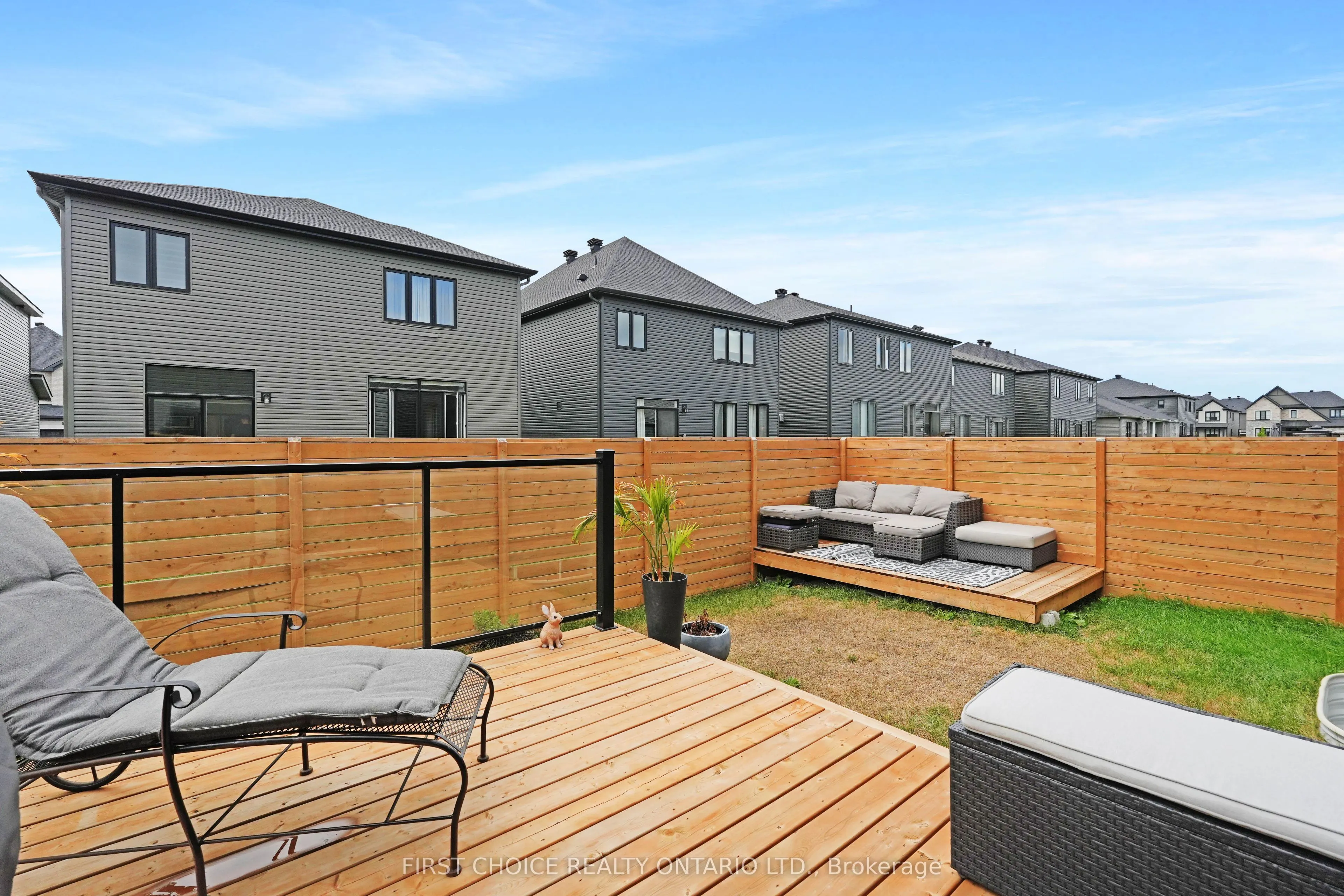 605 Ribbon Street