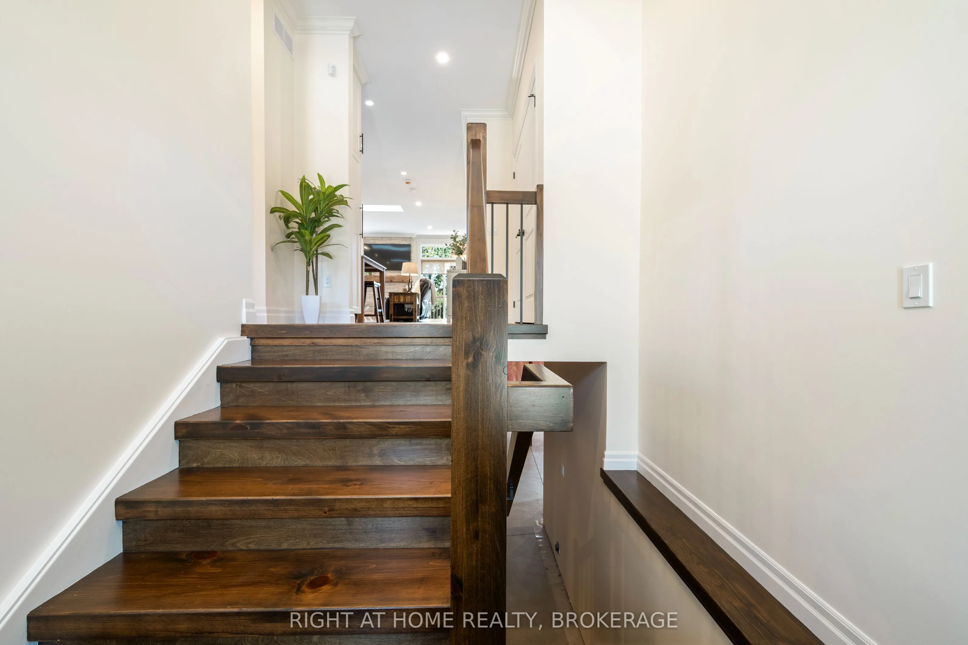 32B Dorothy Street