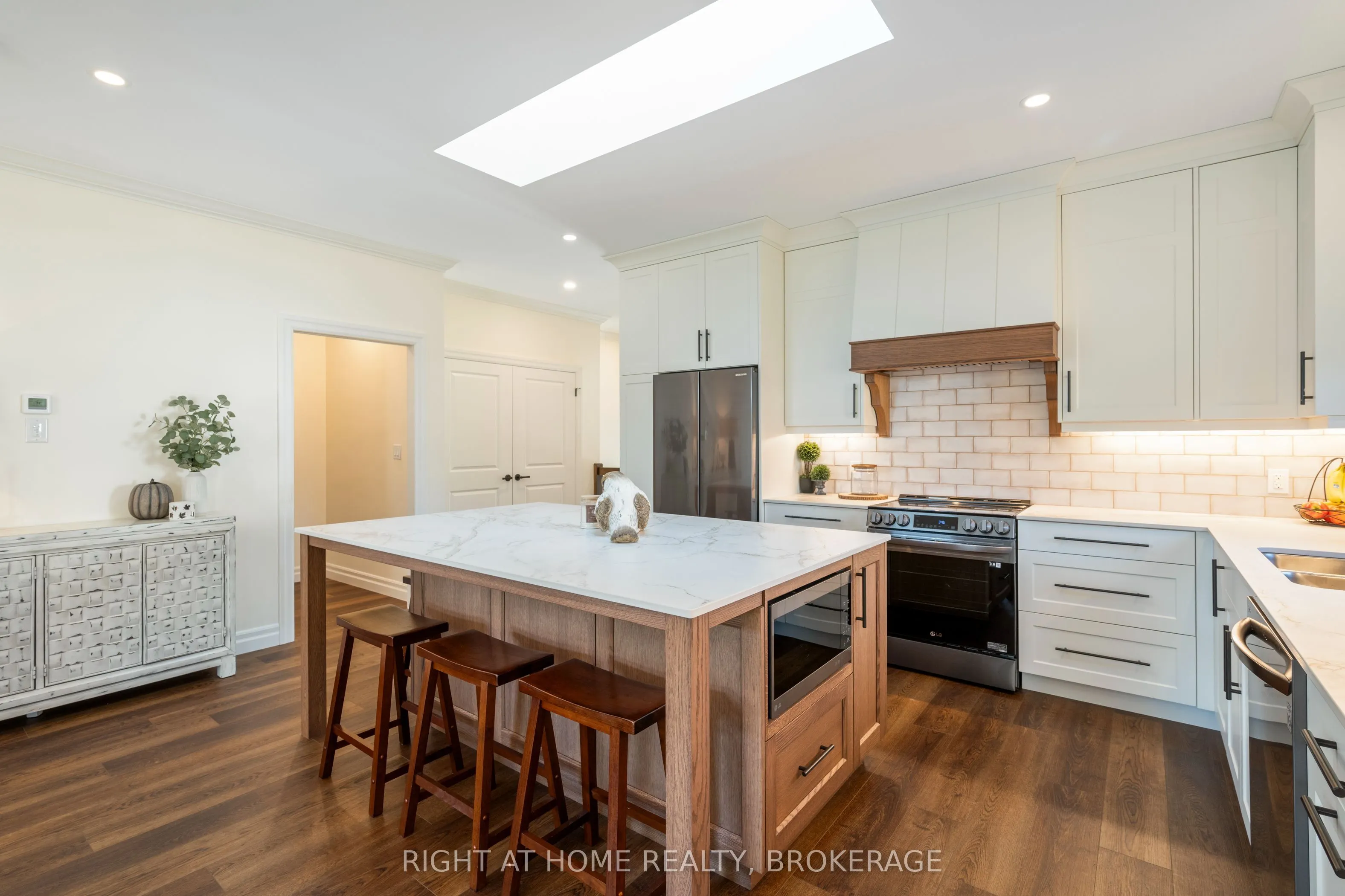 32B Dorothy Street