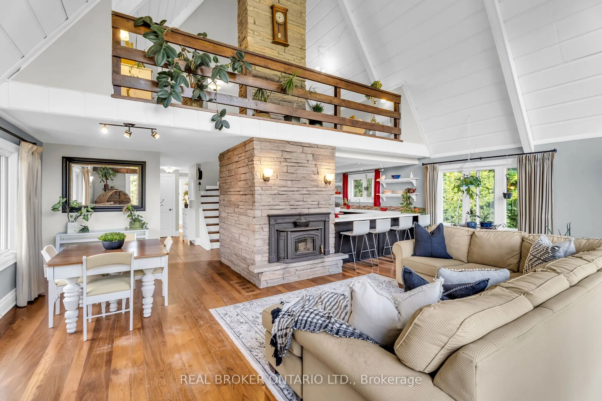 7 Victoria Heights