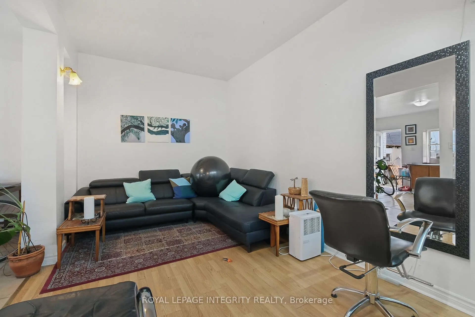202 Rochester Street, #6