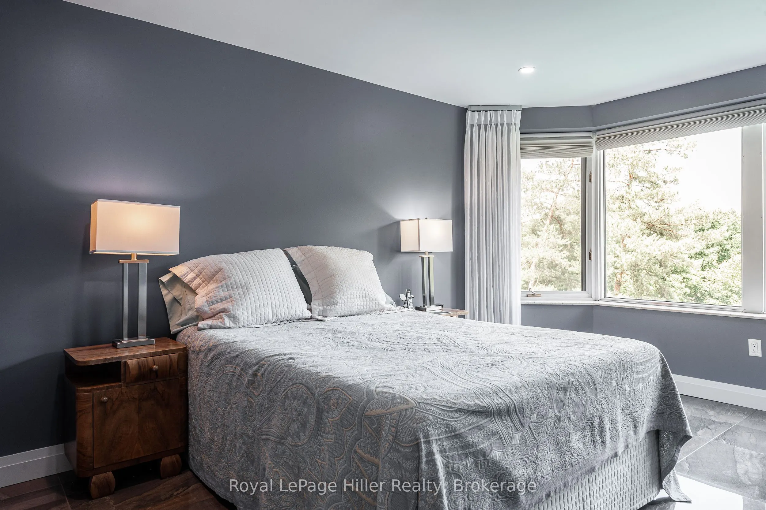 30 FRONT Street, #205
