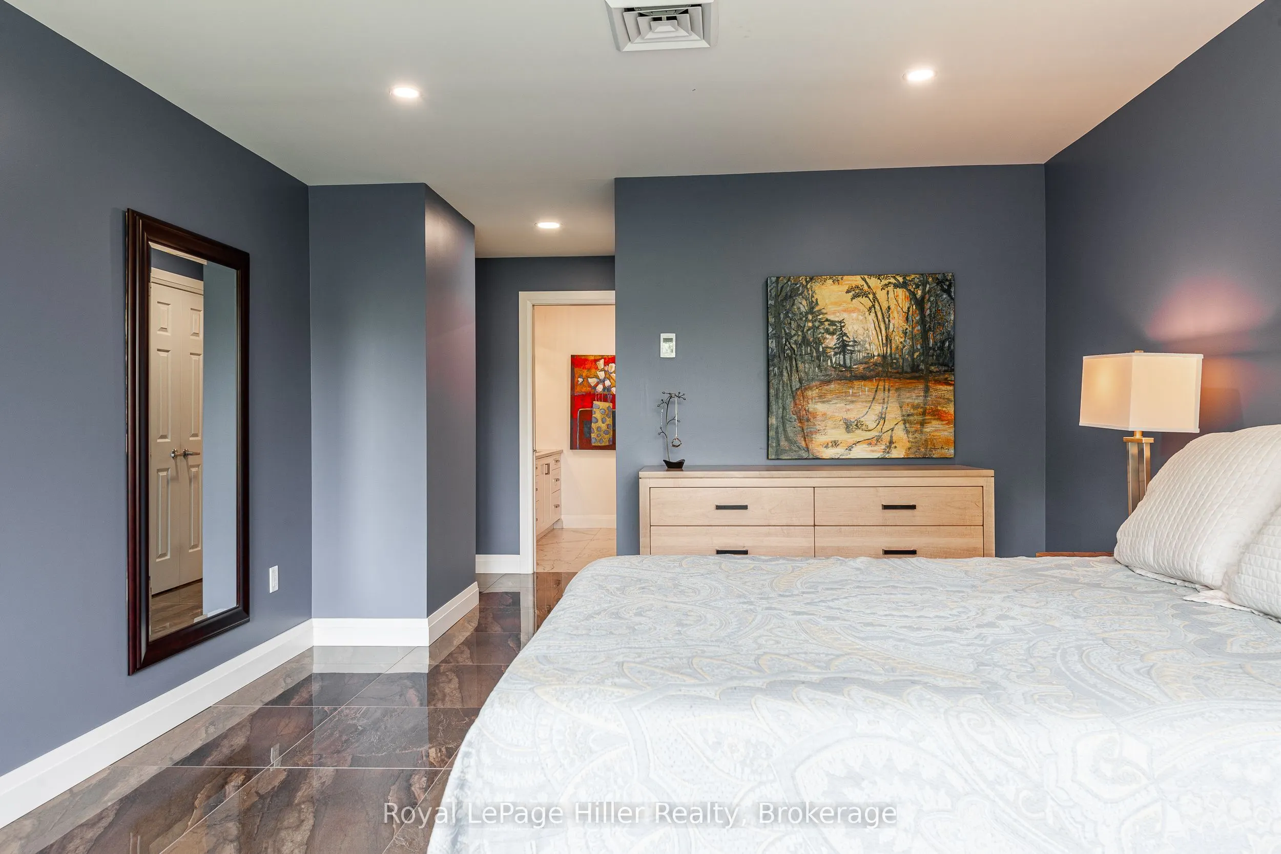 30 FRONT Street, #205