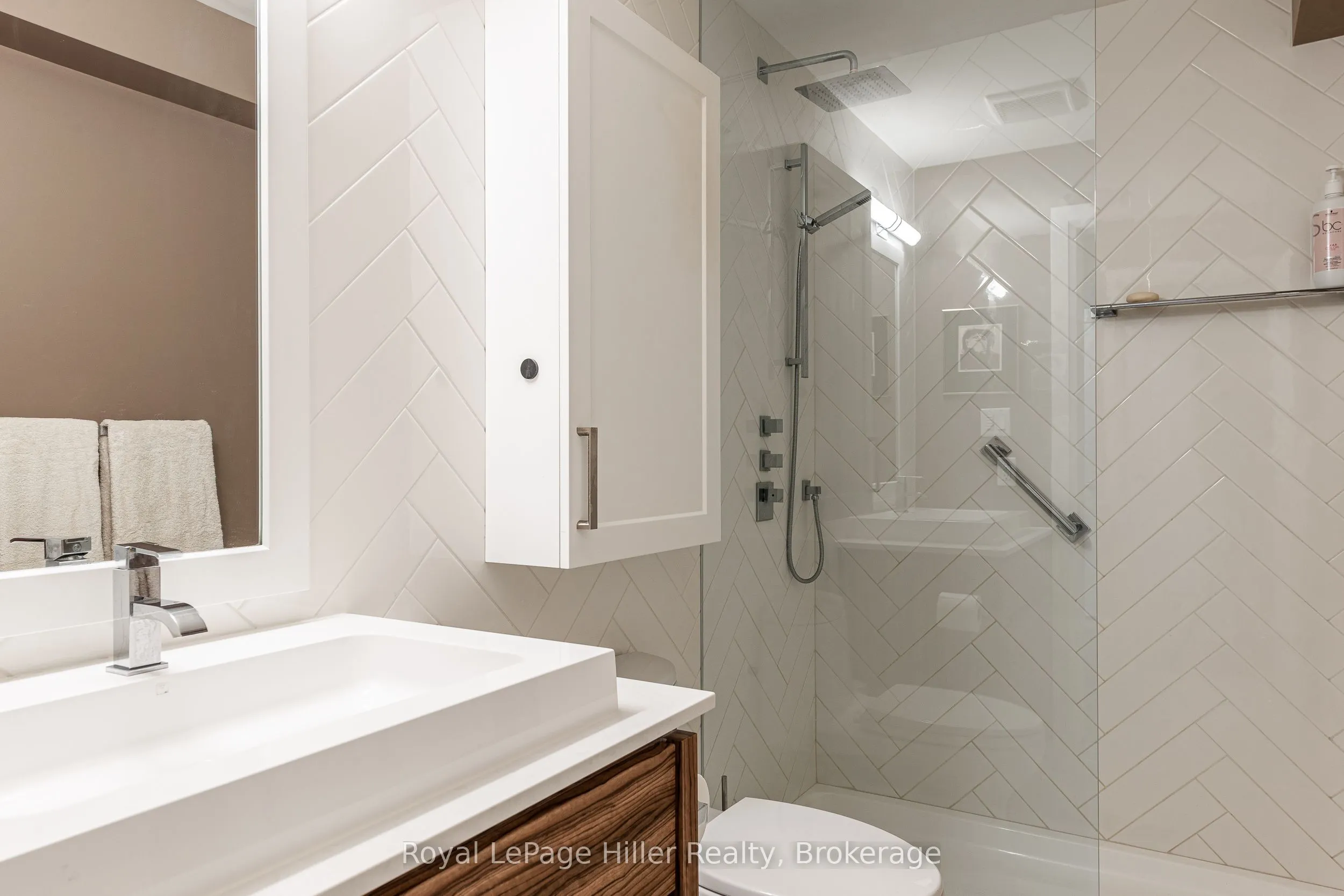 30 FRONT Street, #205