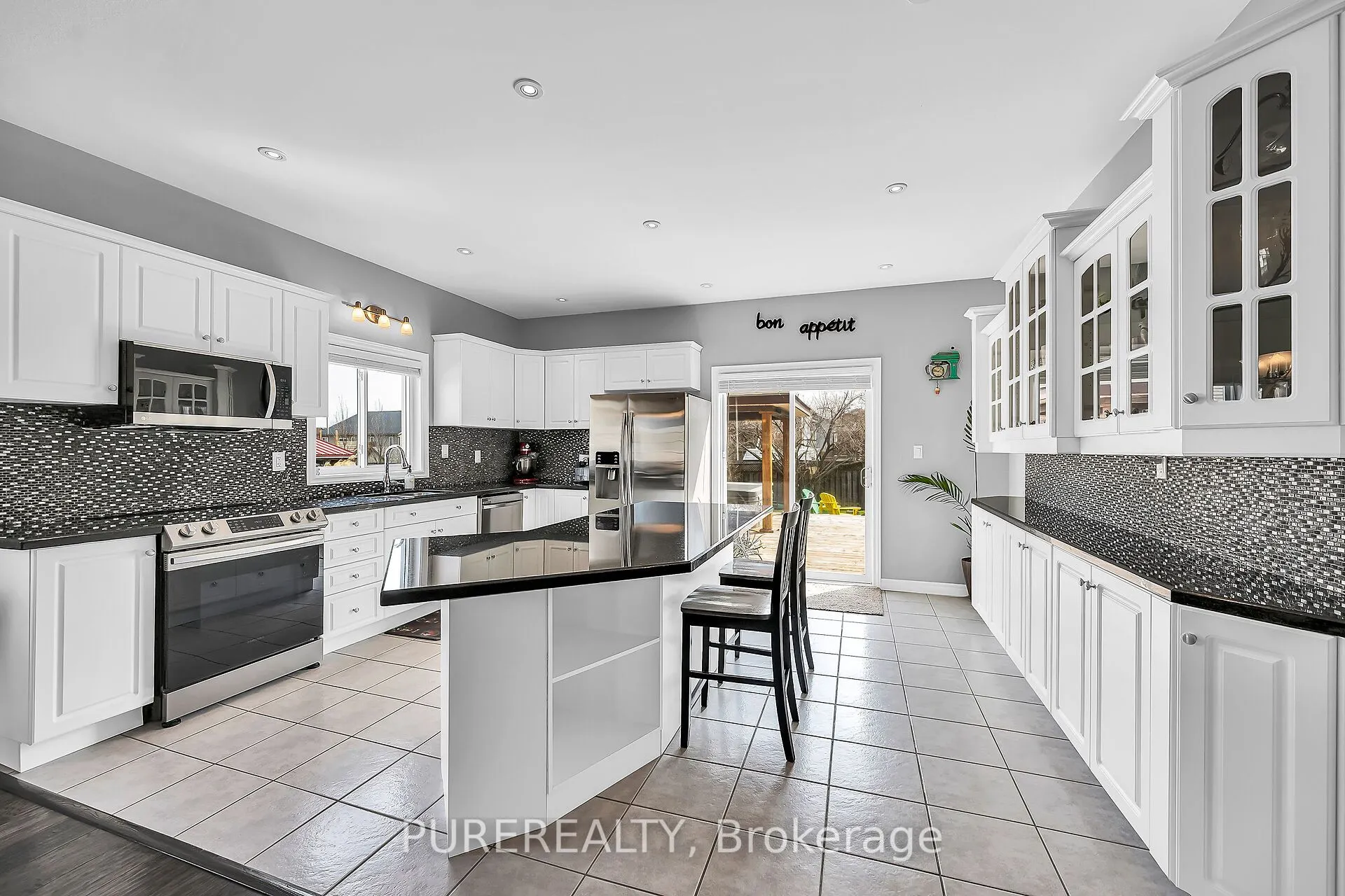 4039 Mountain Road
