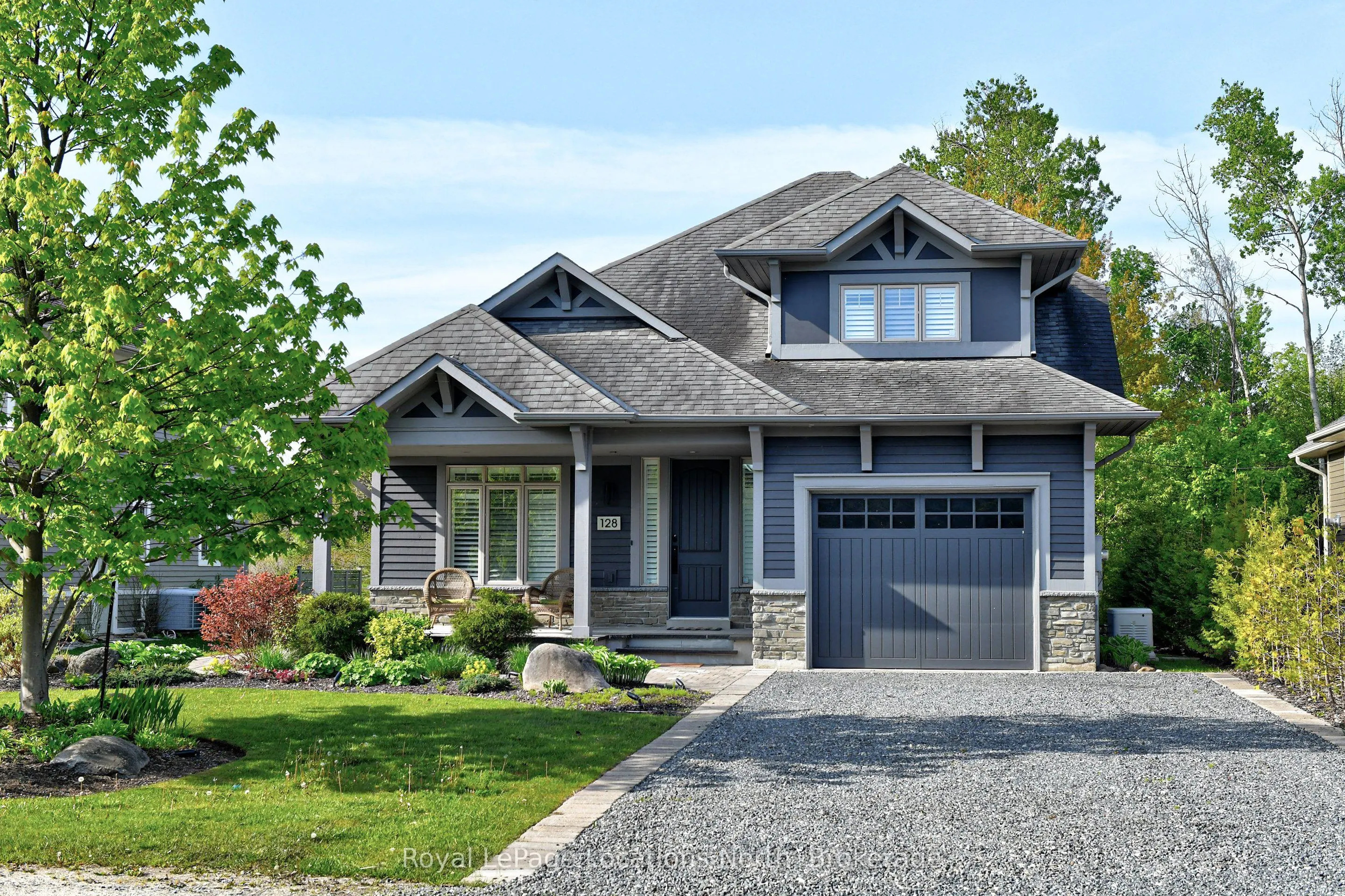 128 Rankin's Crescent