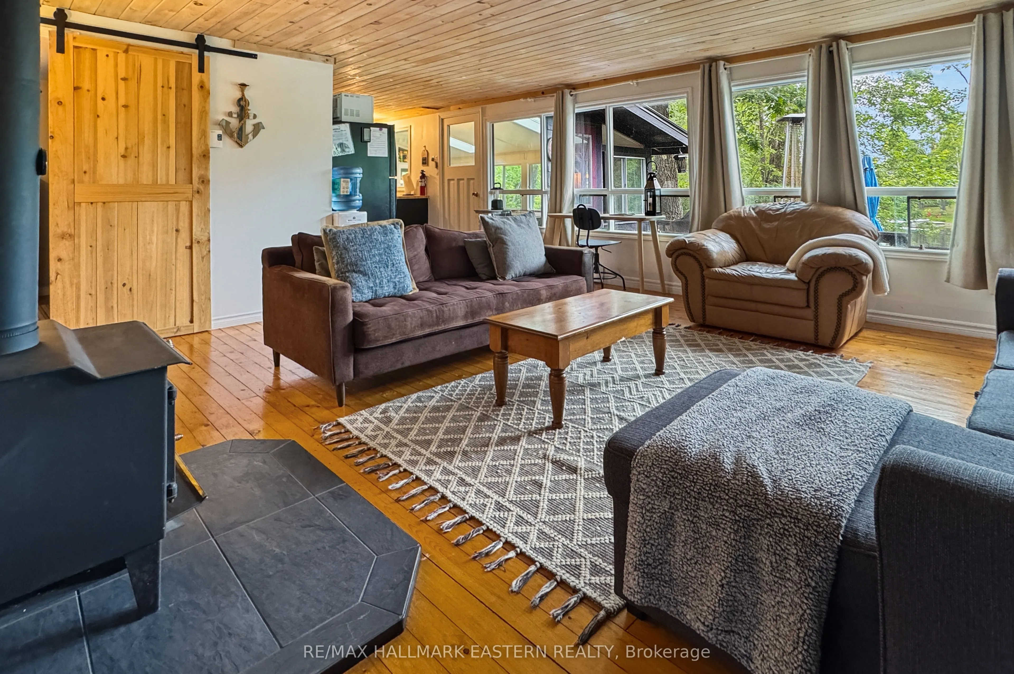 2335 Lakeside Road