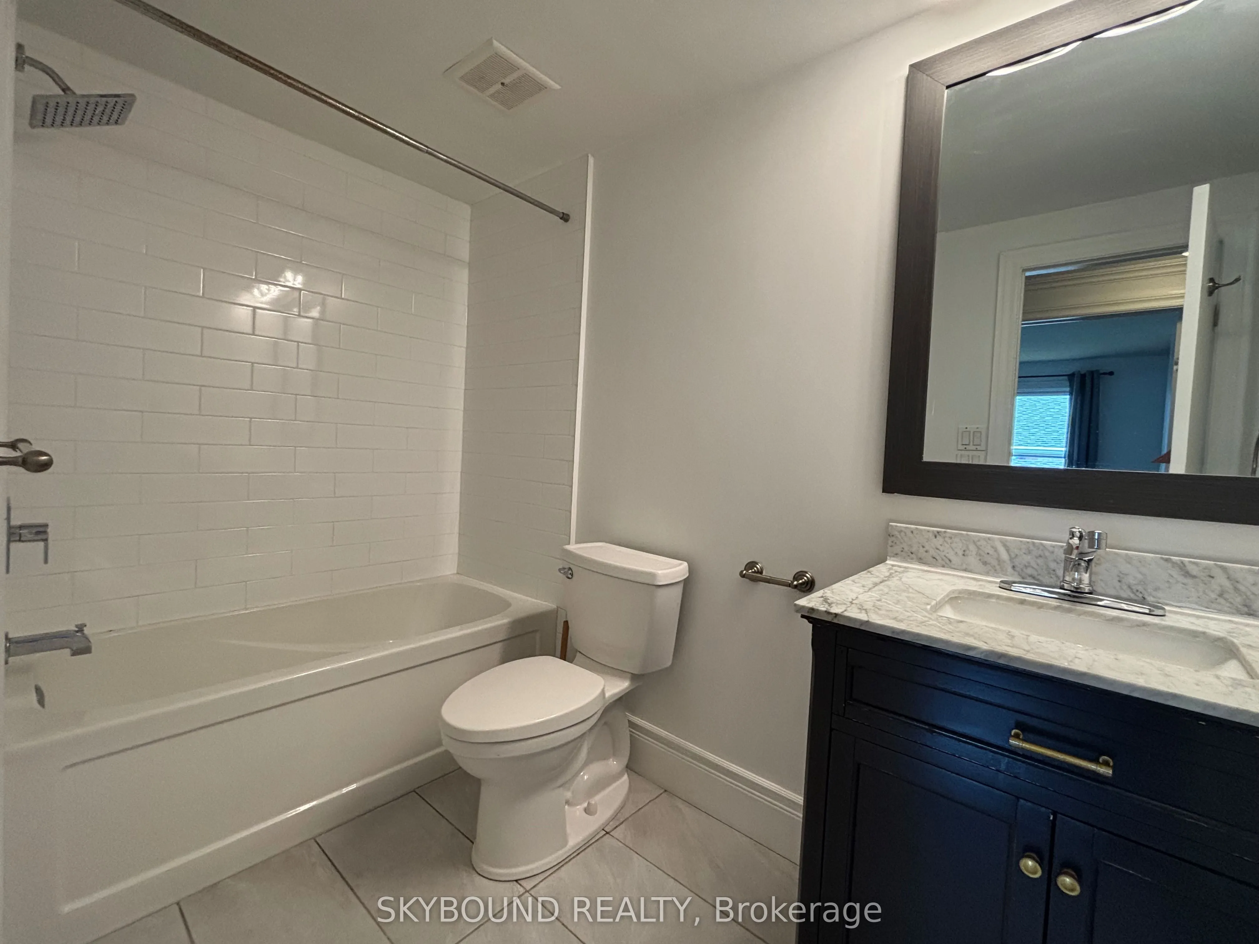 3857 Panama Court, #Upper unit,