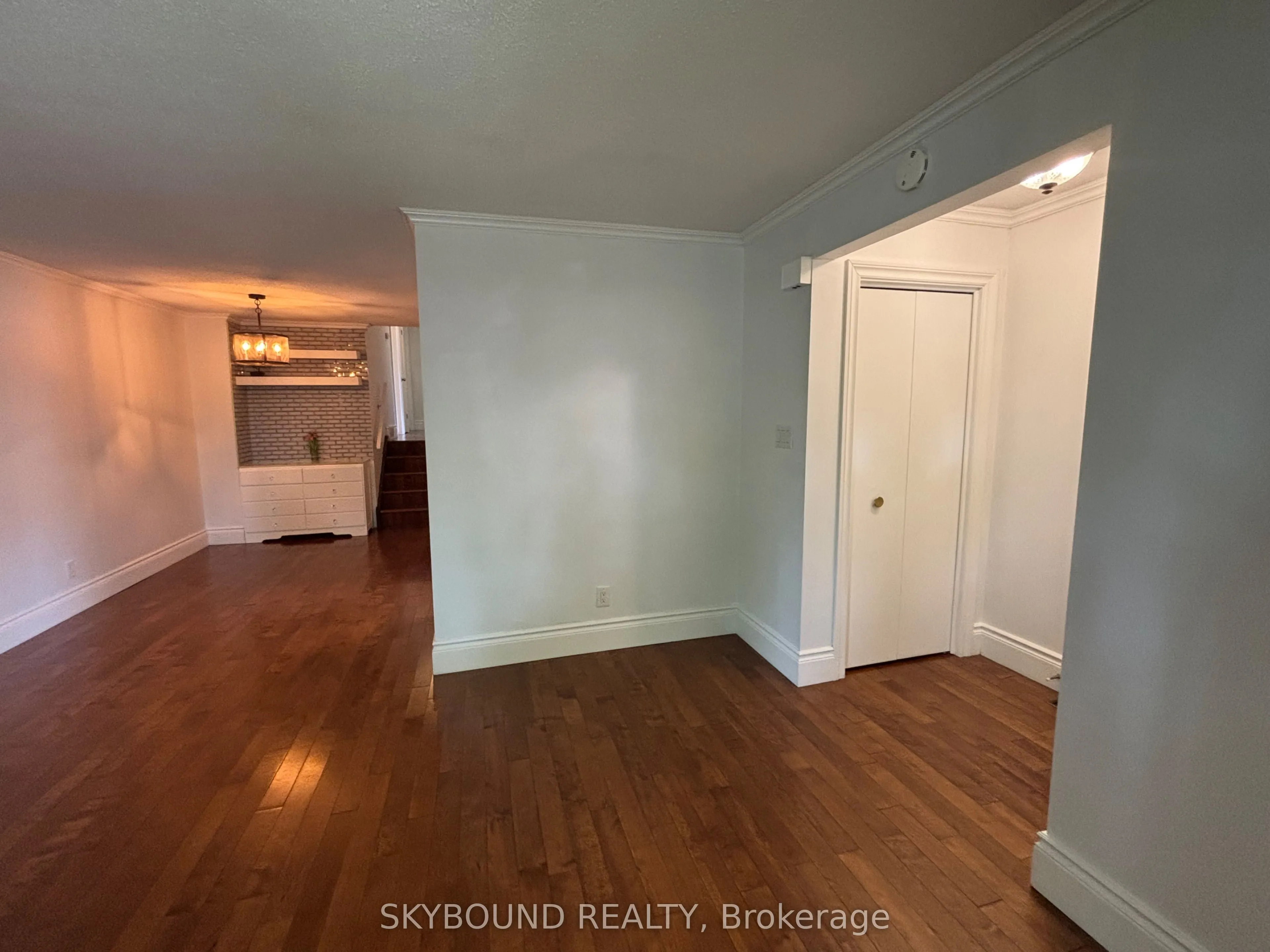 3857 Panama Court, #Upper unit,