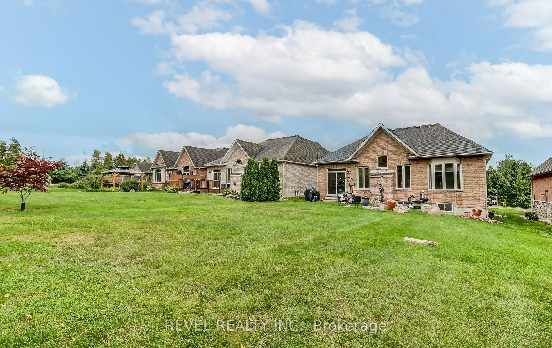 126 Aberfoyle Mill Crescent