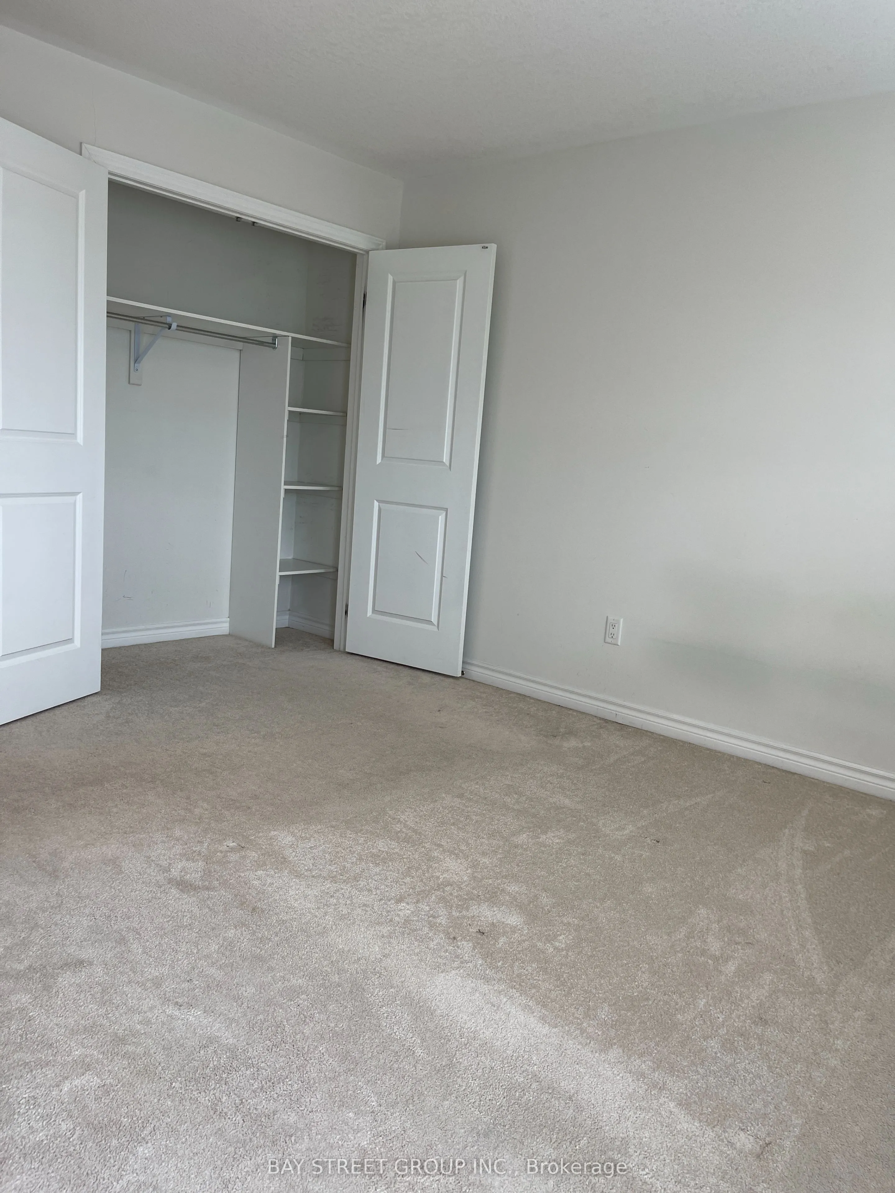 32 BORERS CREEK Circle