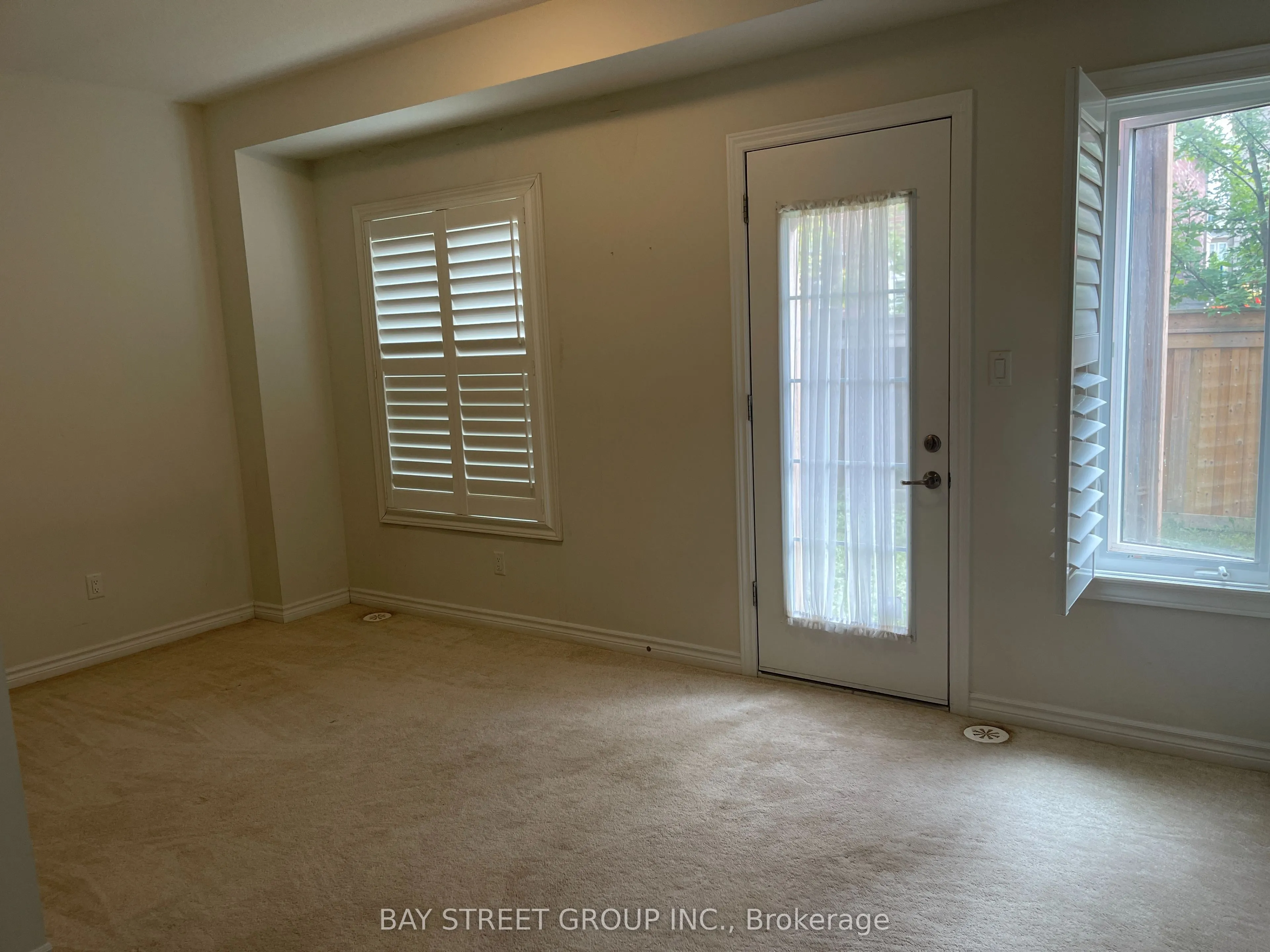 32 BORERS CREEK Circle