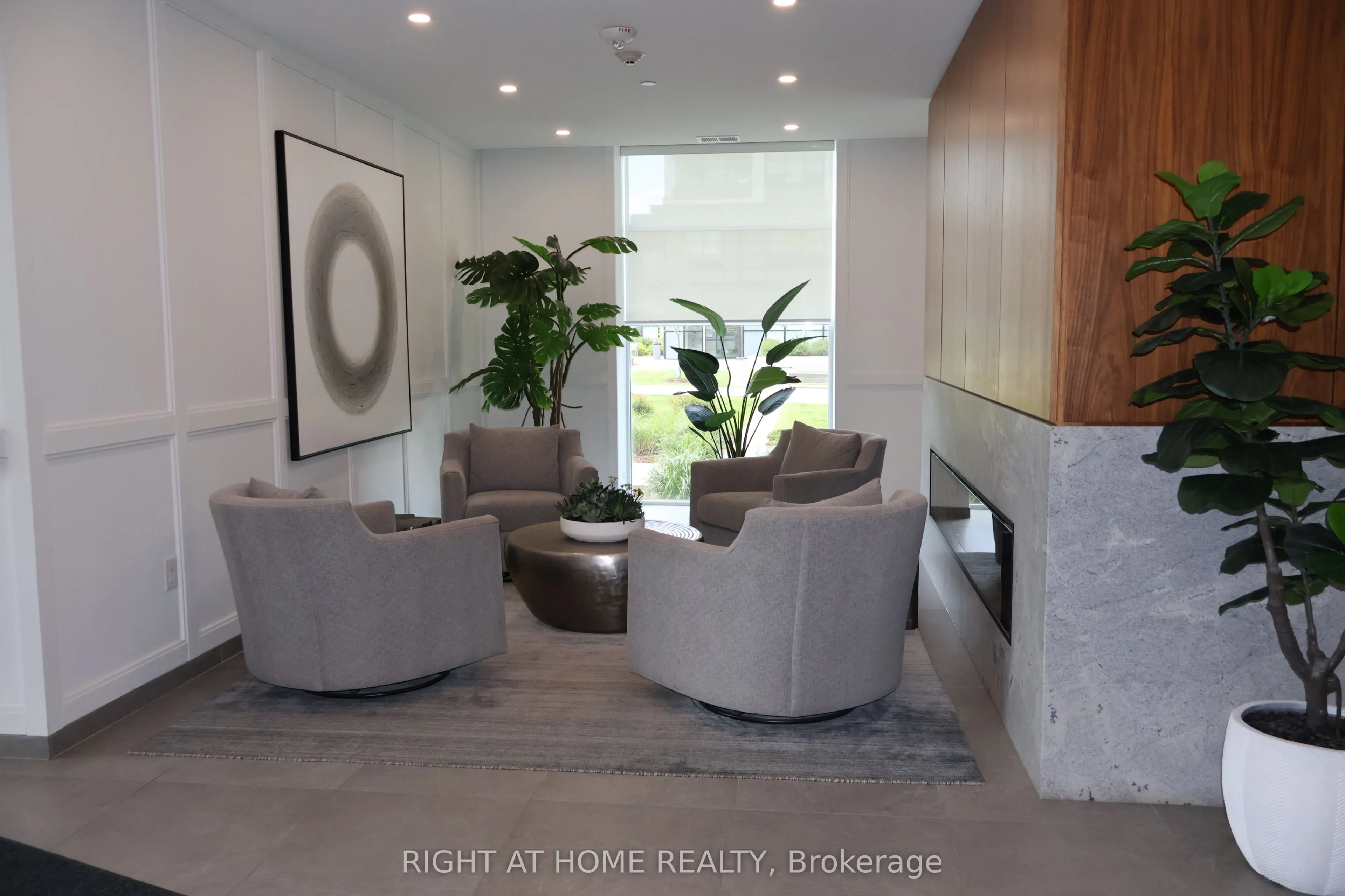 1880 Gordon Street, #1006