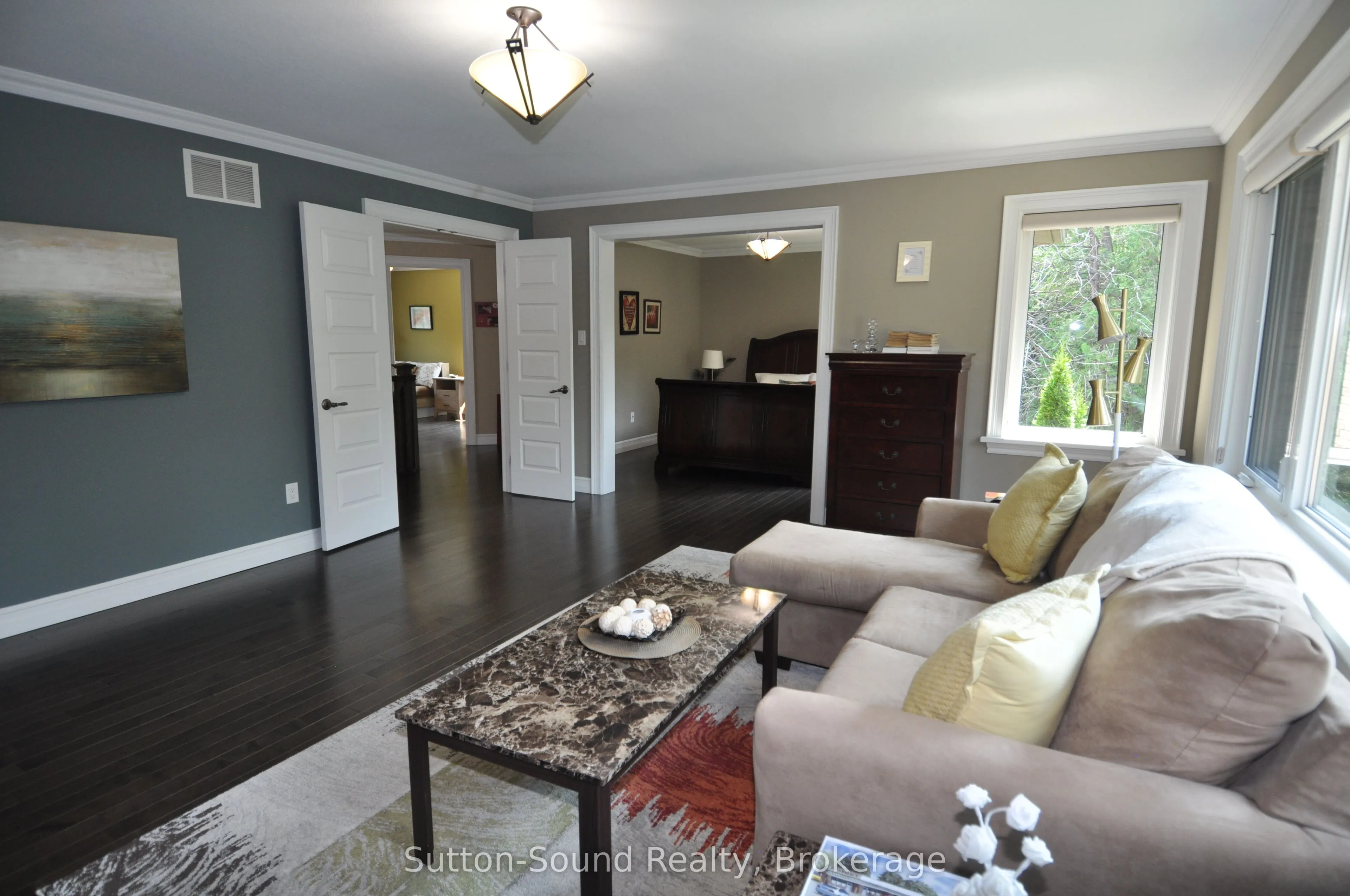 318760 Grey Road 1 Road