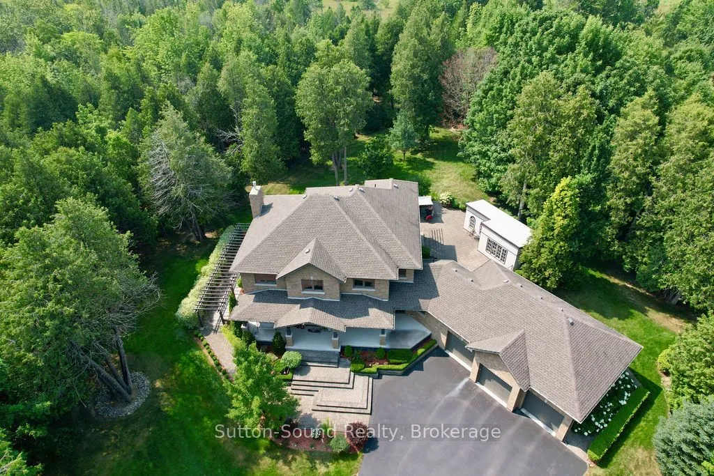 318760 Grey Road 1 Road