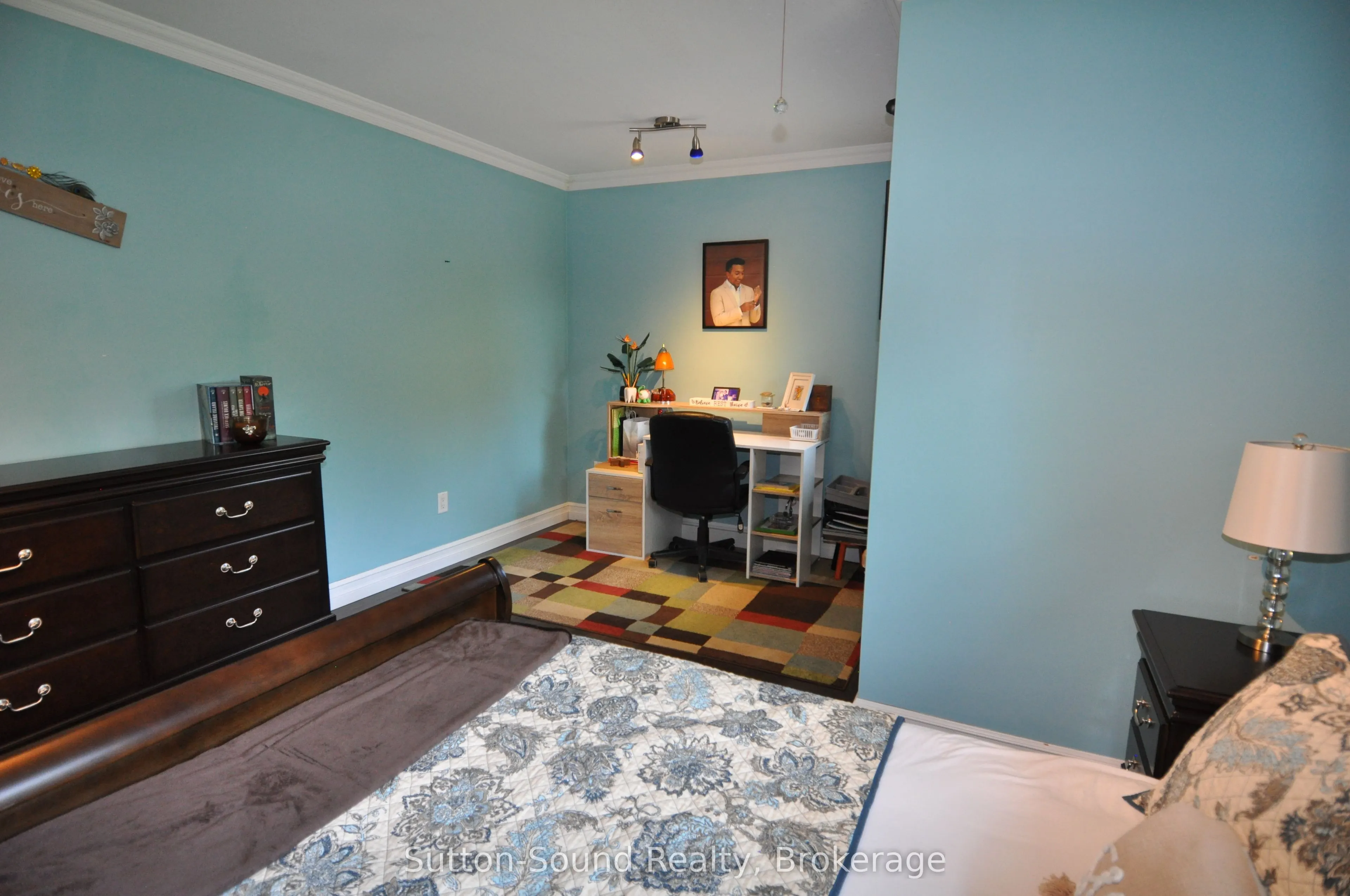 318760 Grey Road 1 Road