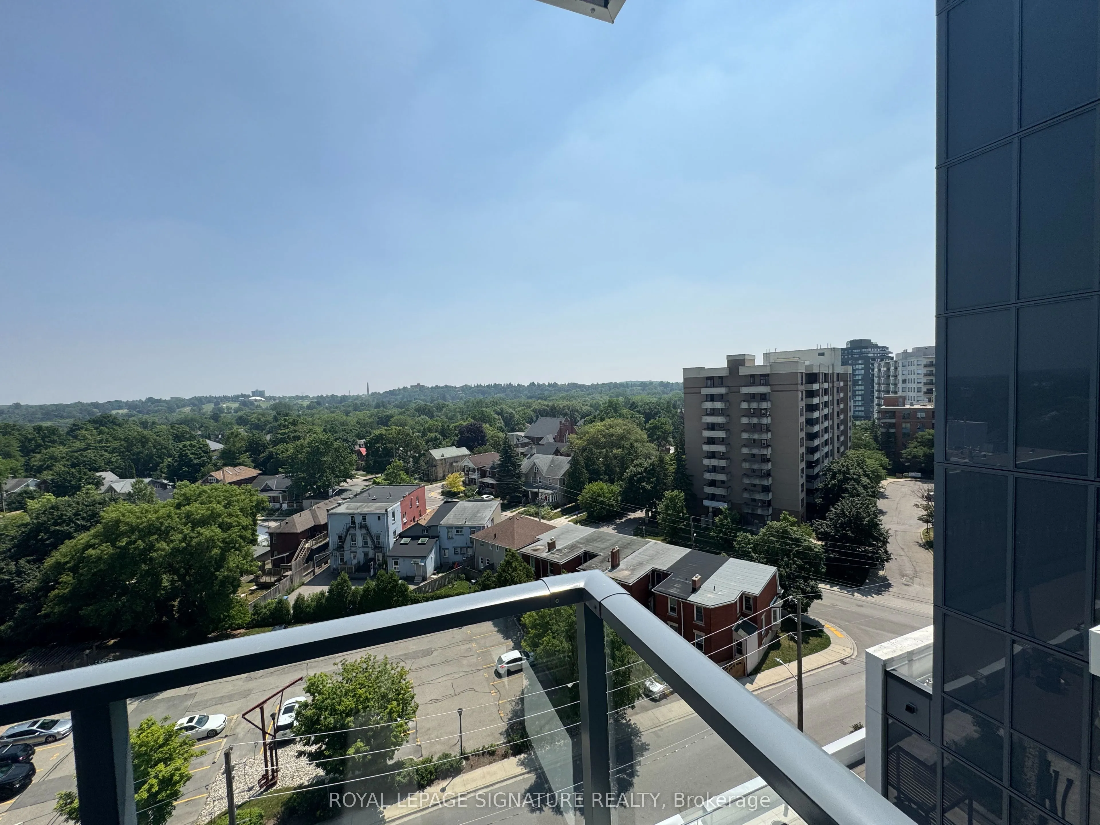 93 Arthur Street South, #902