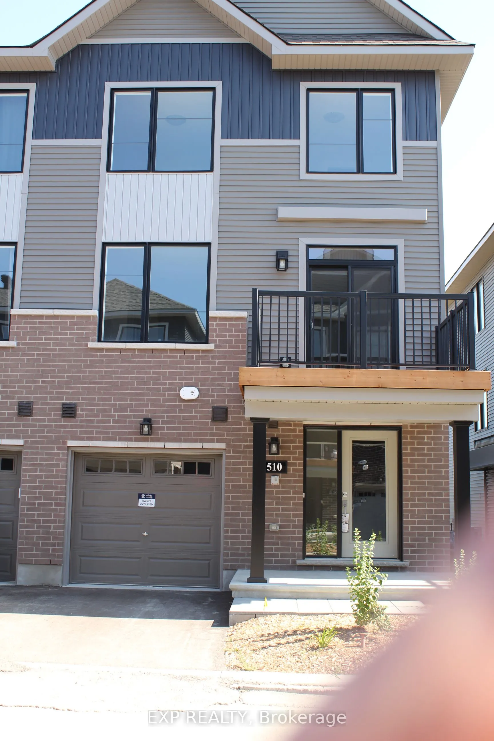 510 Woodlily Private