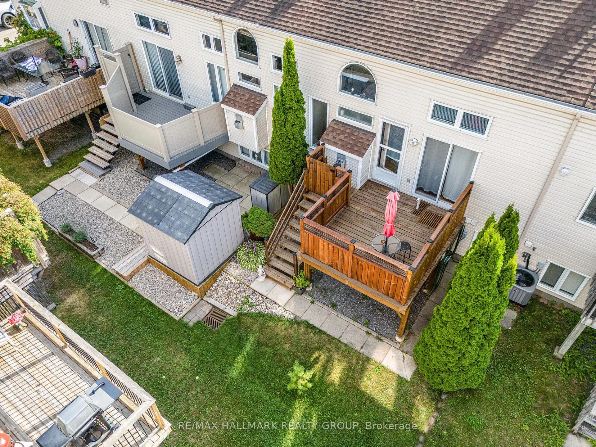 7 Maple Park Private