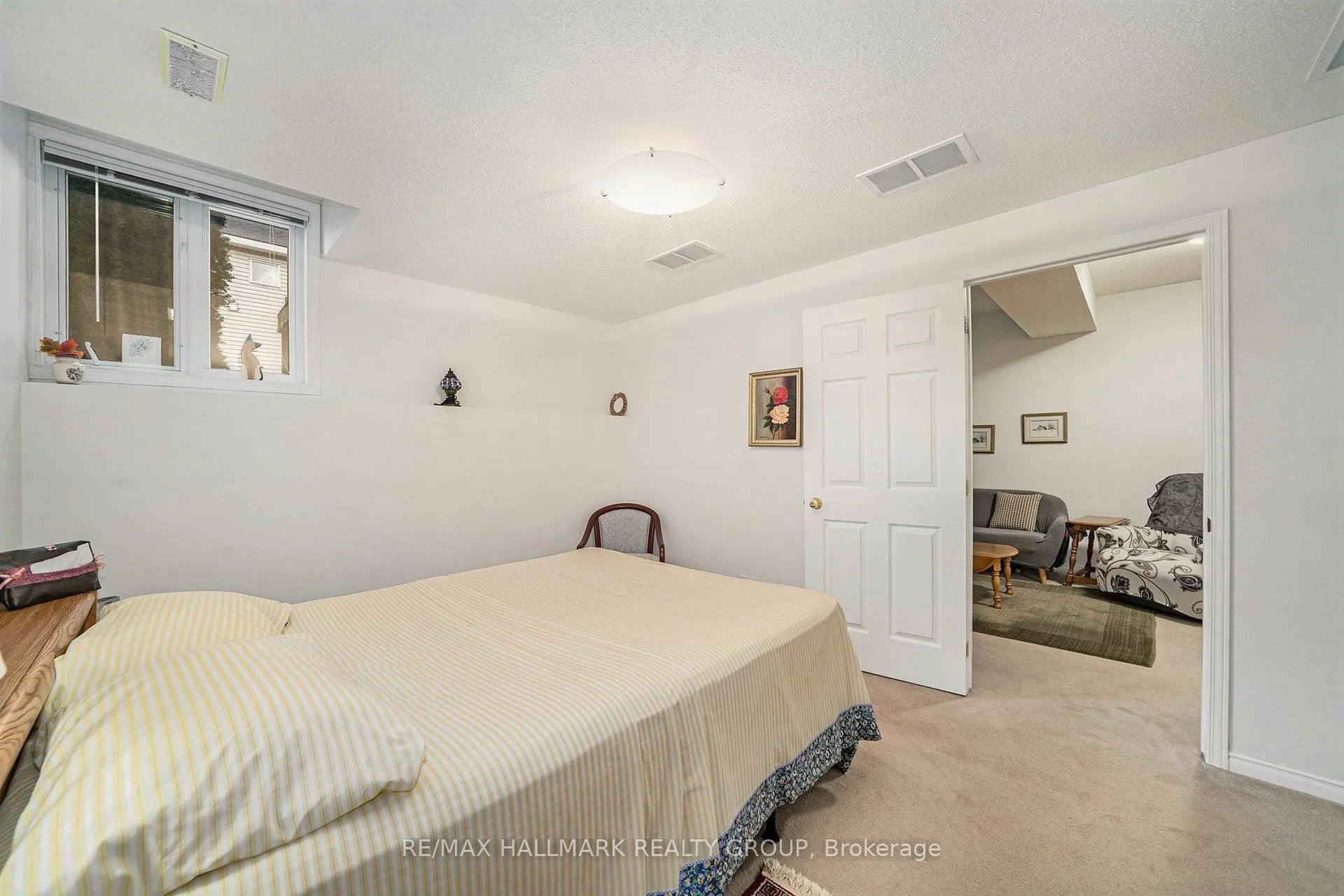 7 Maple Park Private
