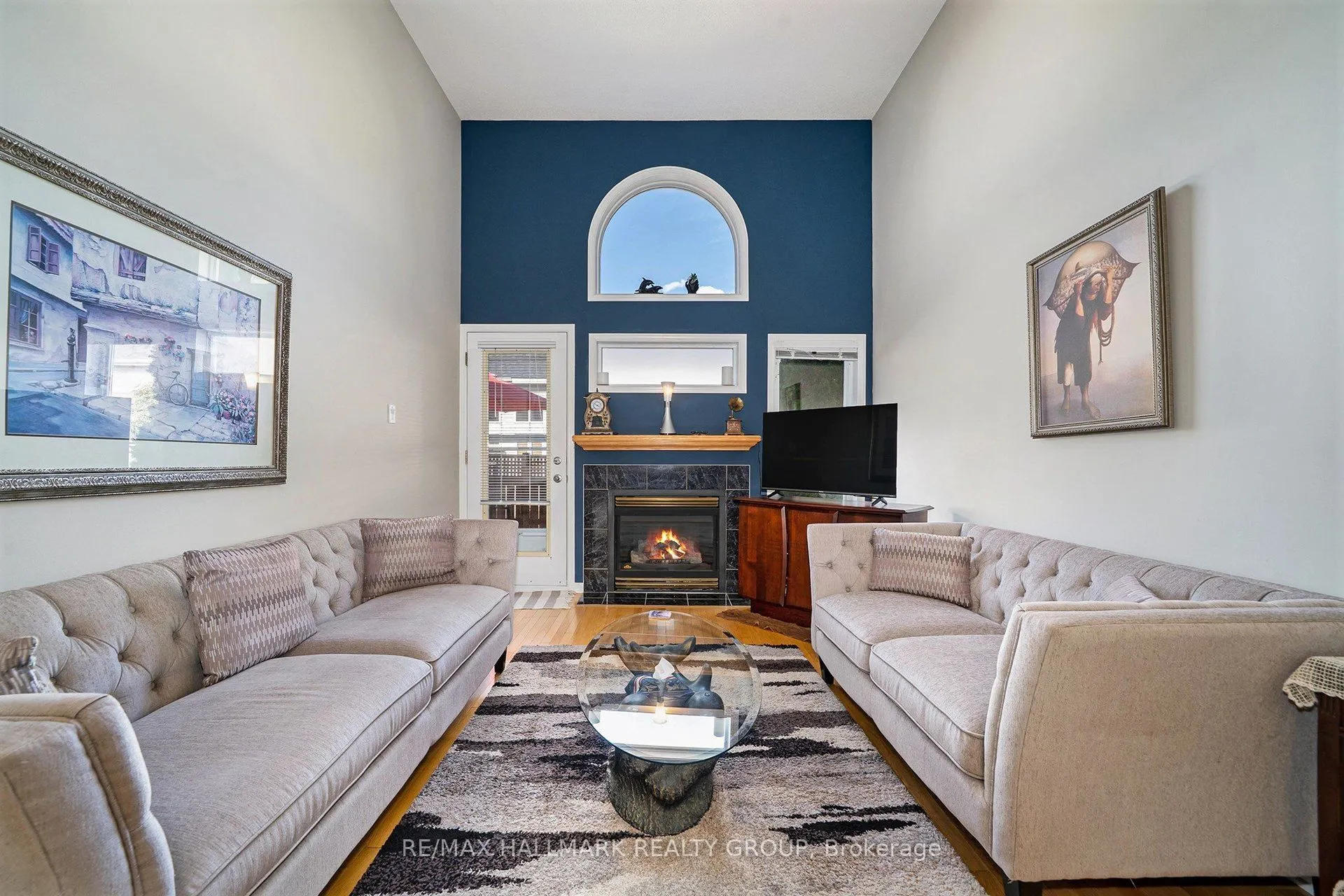 7 Maple Park Private