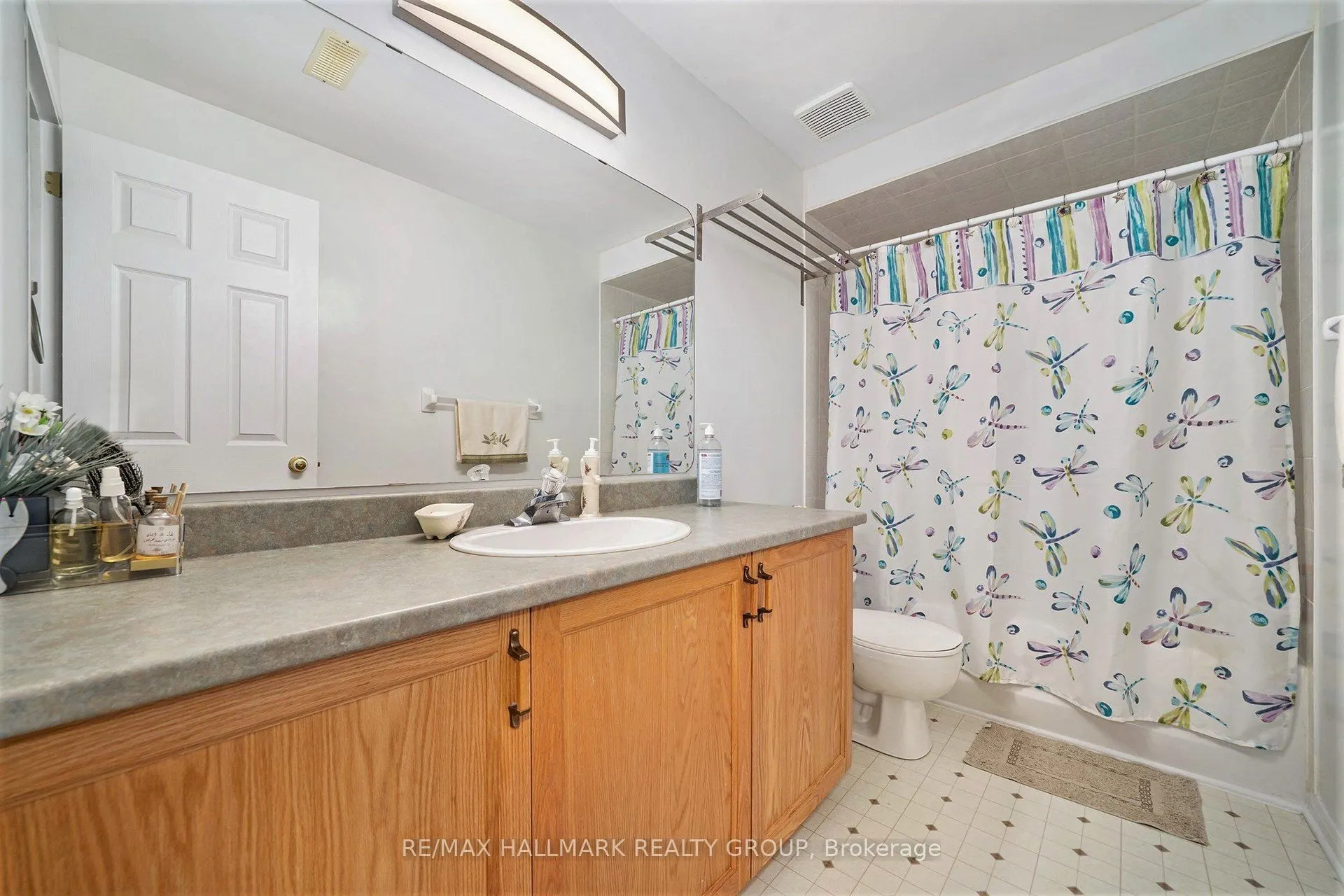 7 Maple Park Private