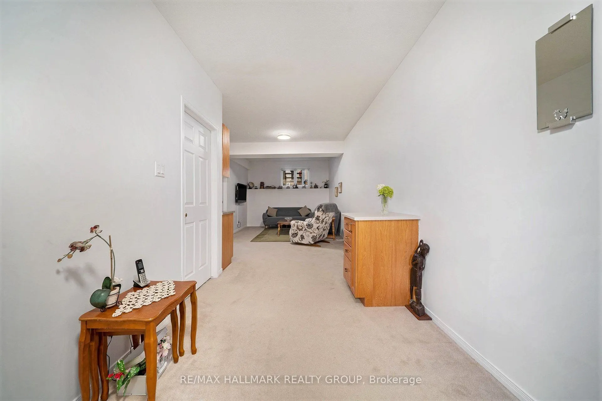 7 Maple Park Private