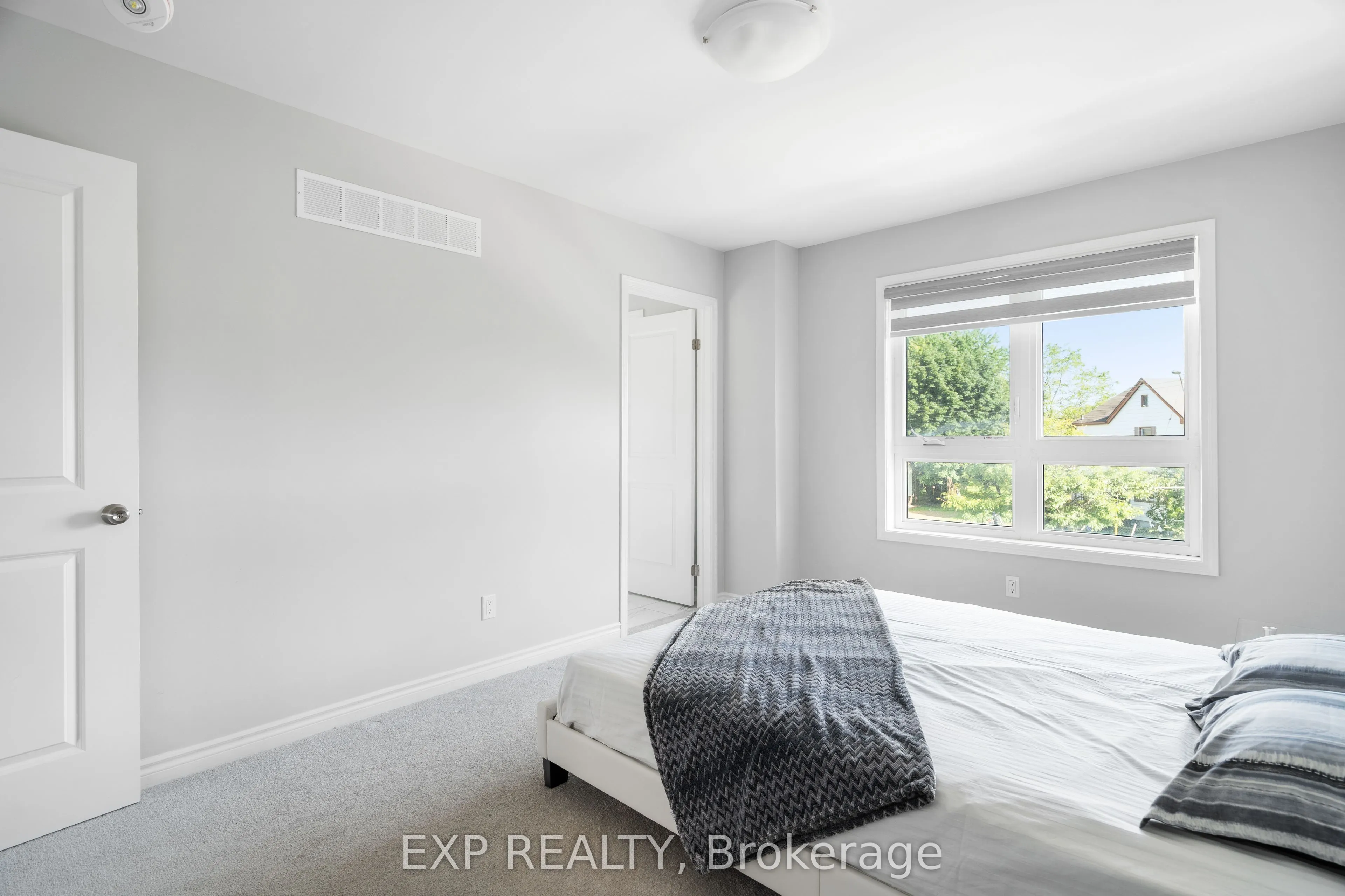 62 St George Street, #30