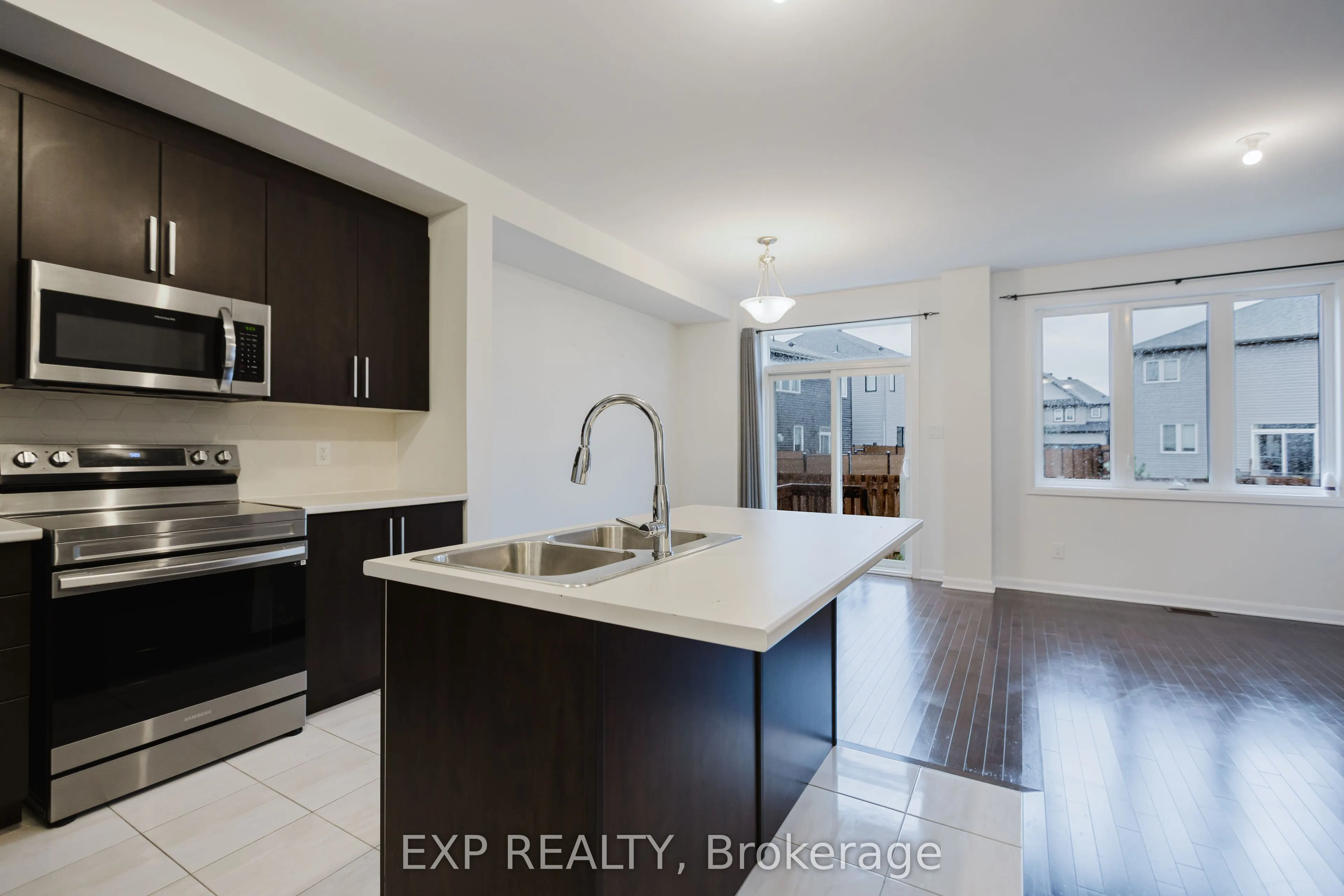 92 Natare Place