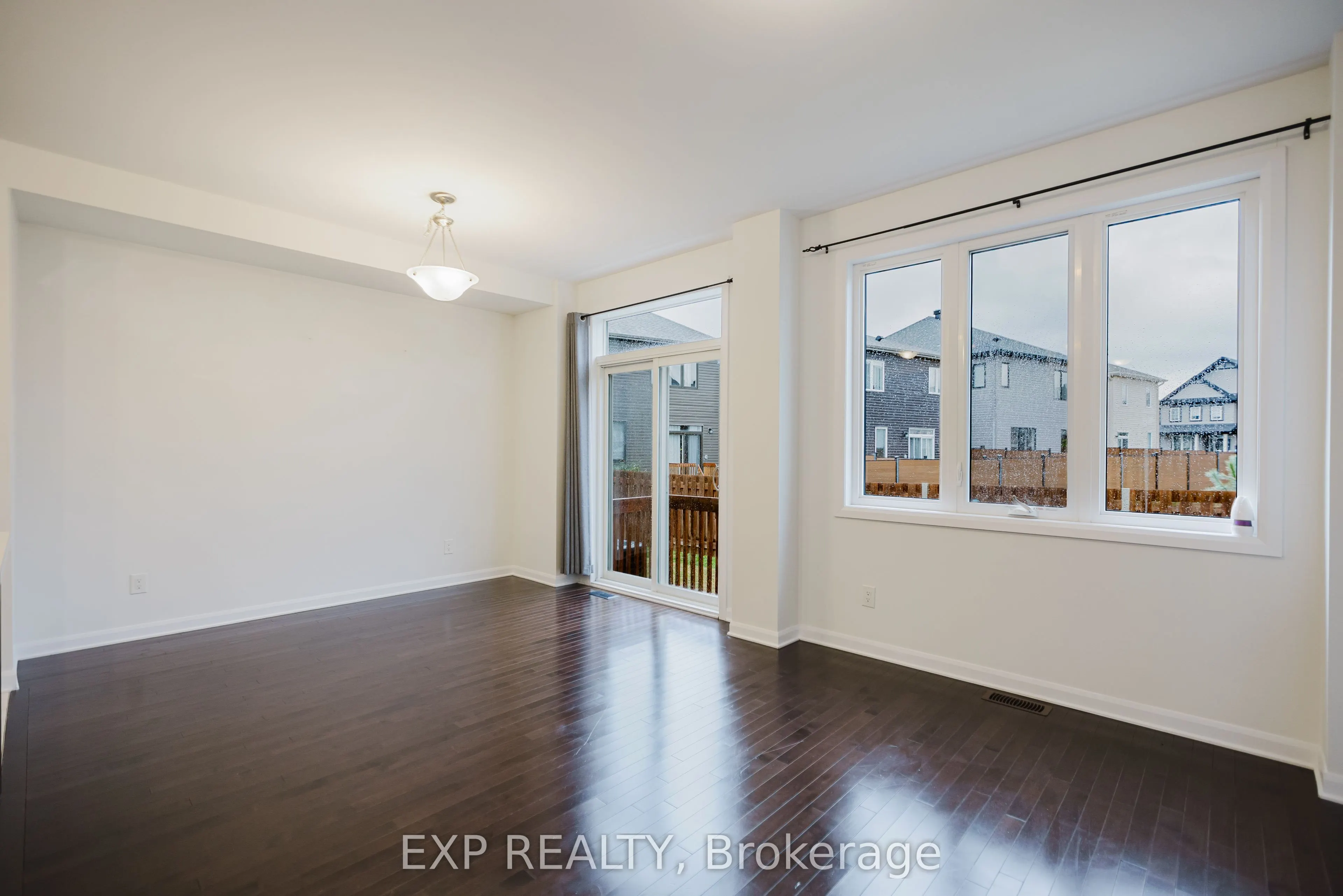 92 Natare Place