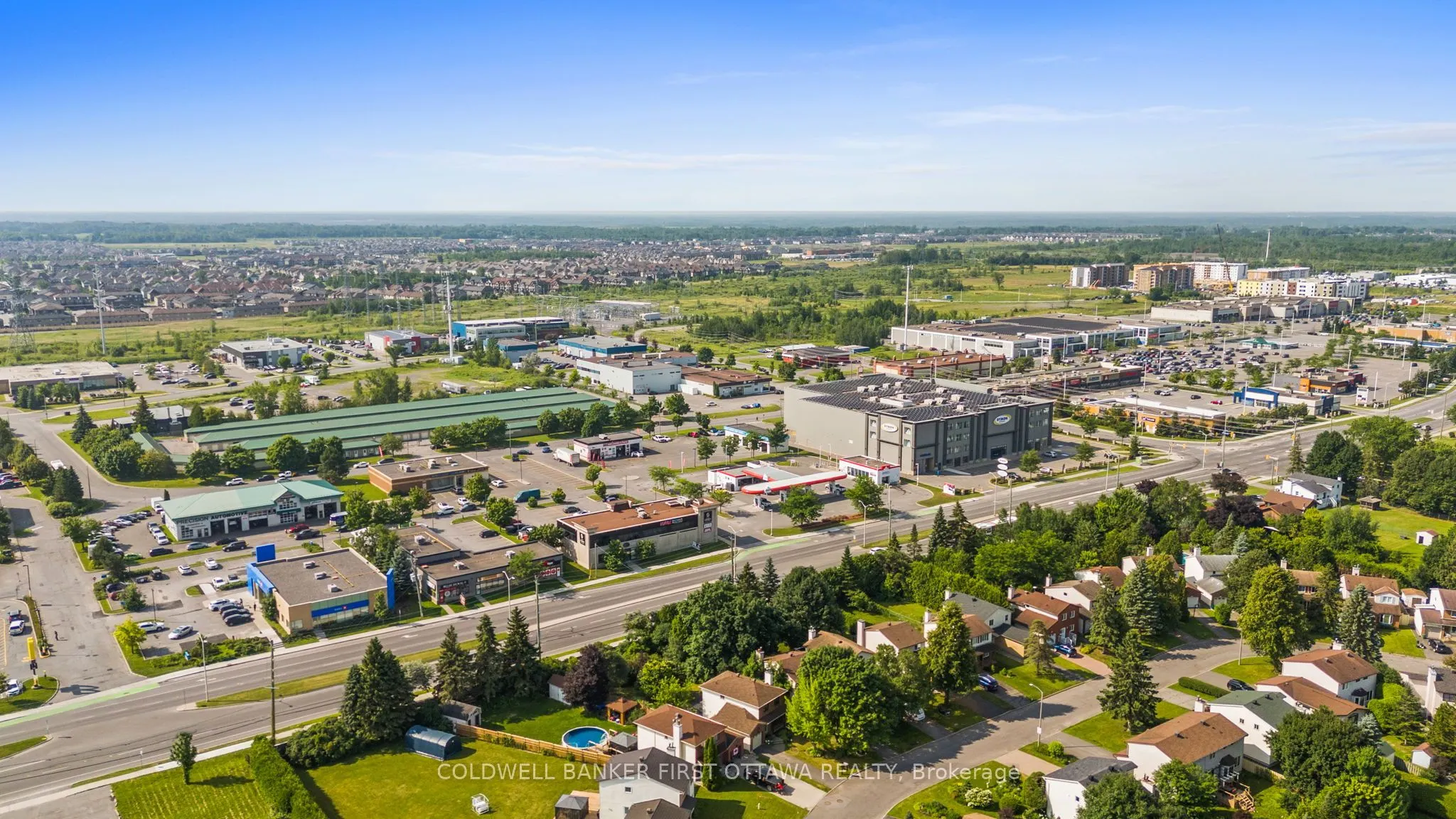 1883 DES PRAIRIES Avenue