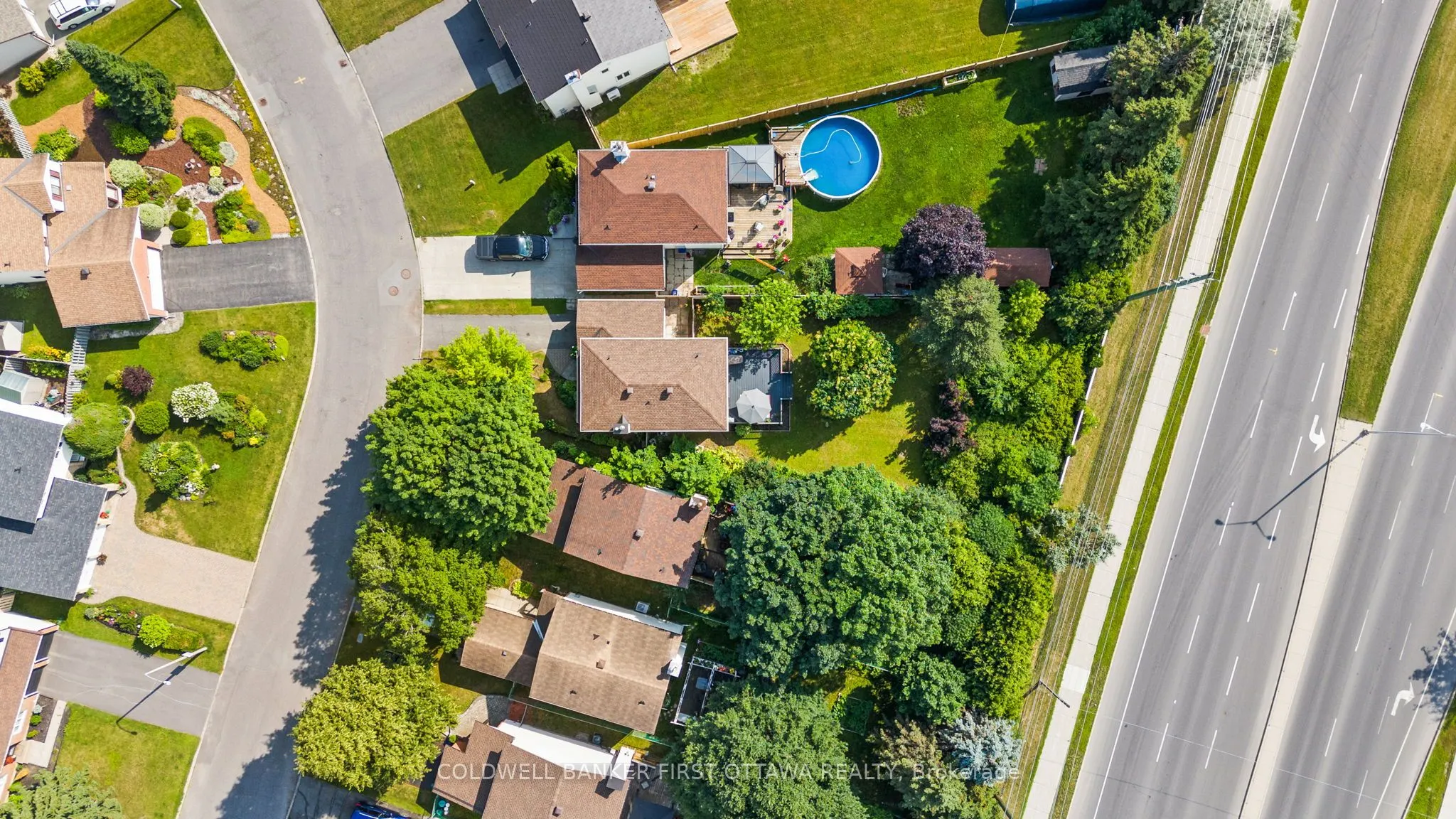 1883 DES PRAIRIES Avenue