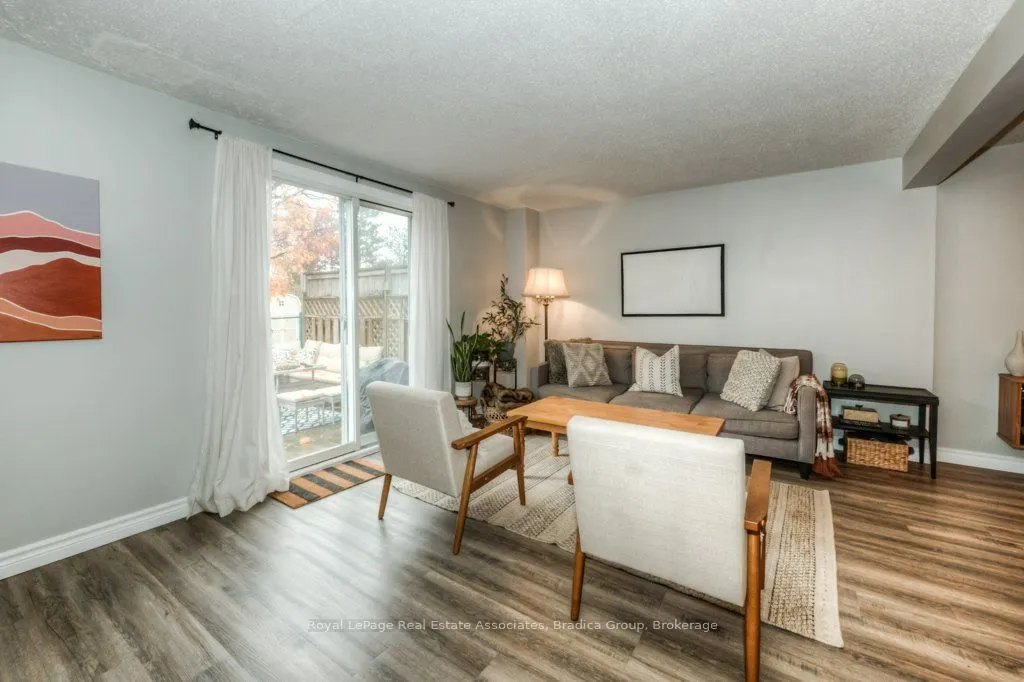 48 Wendy Crescent