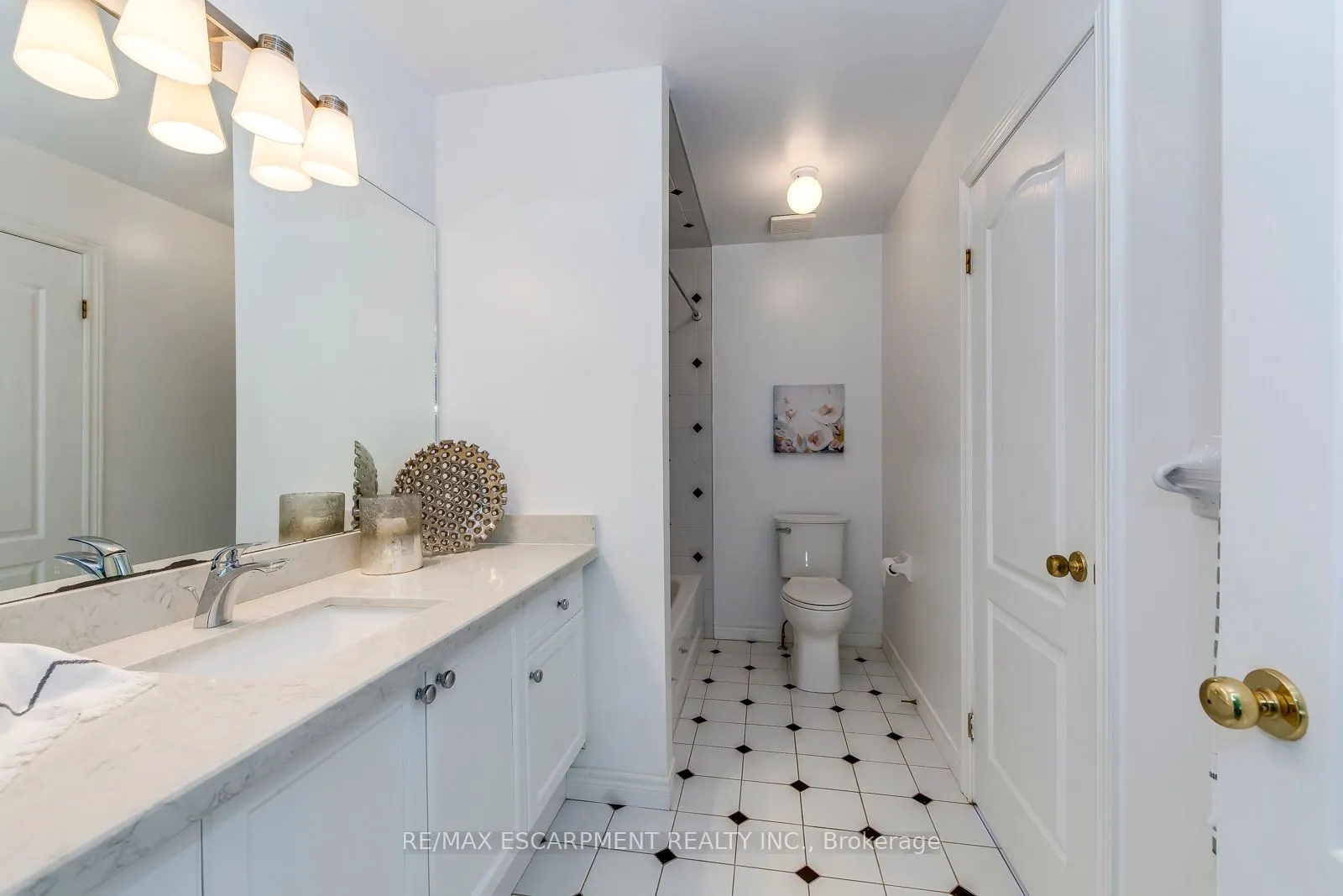 39 Thoroughbred Boulevard