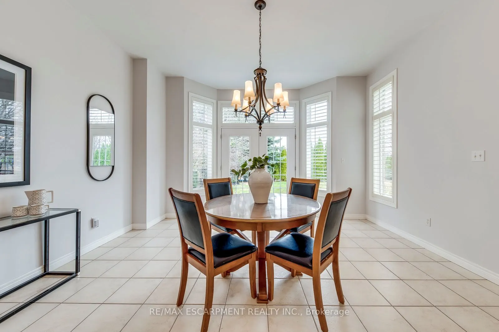 39 Thoroughbred Boulevard
