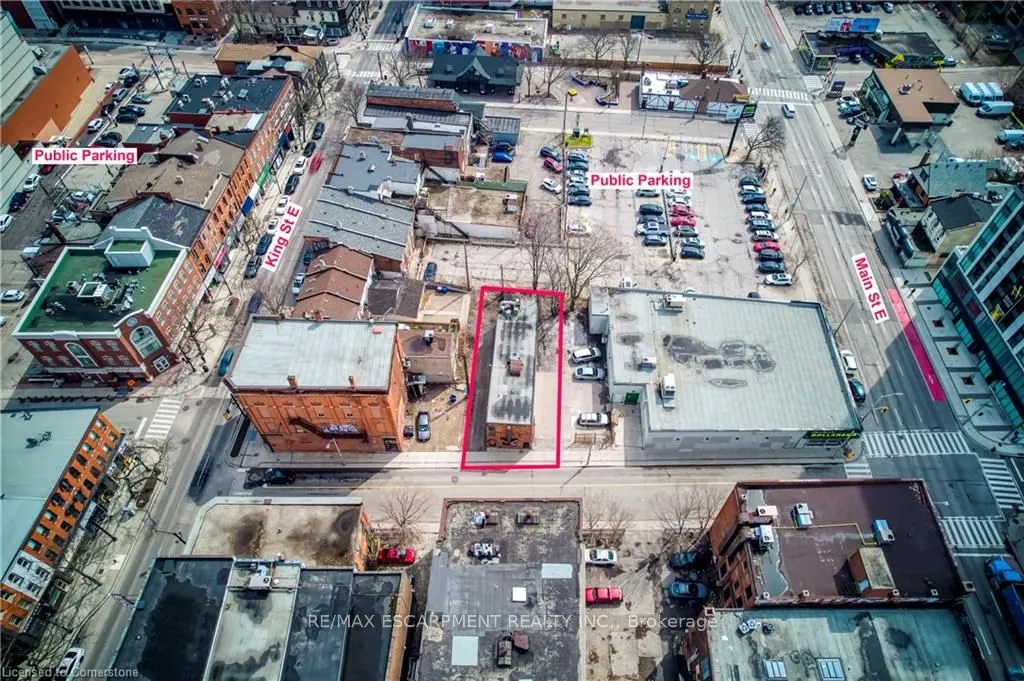 11 Walnut Street S