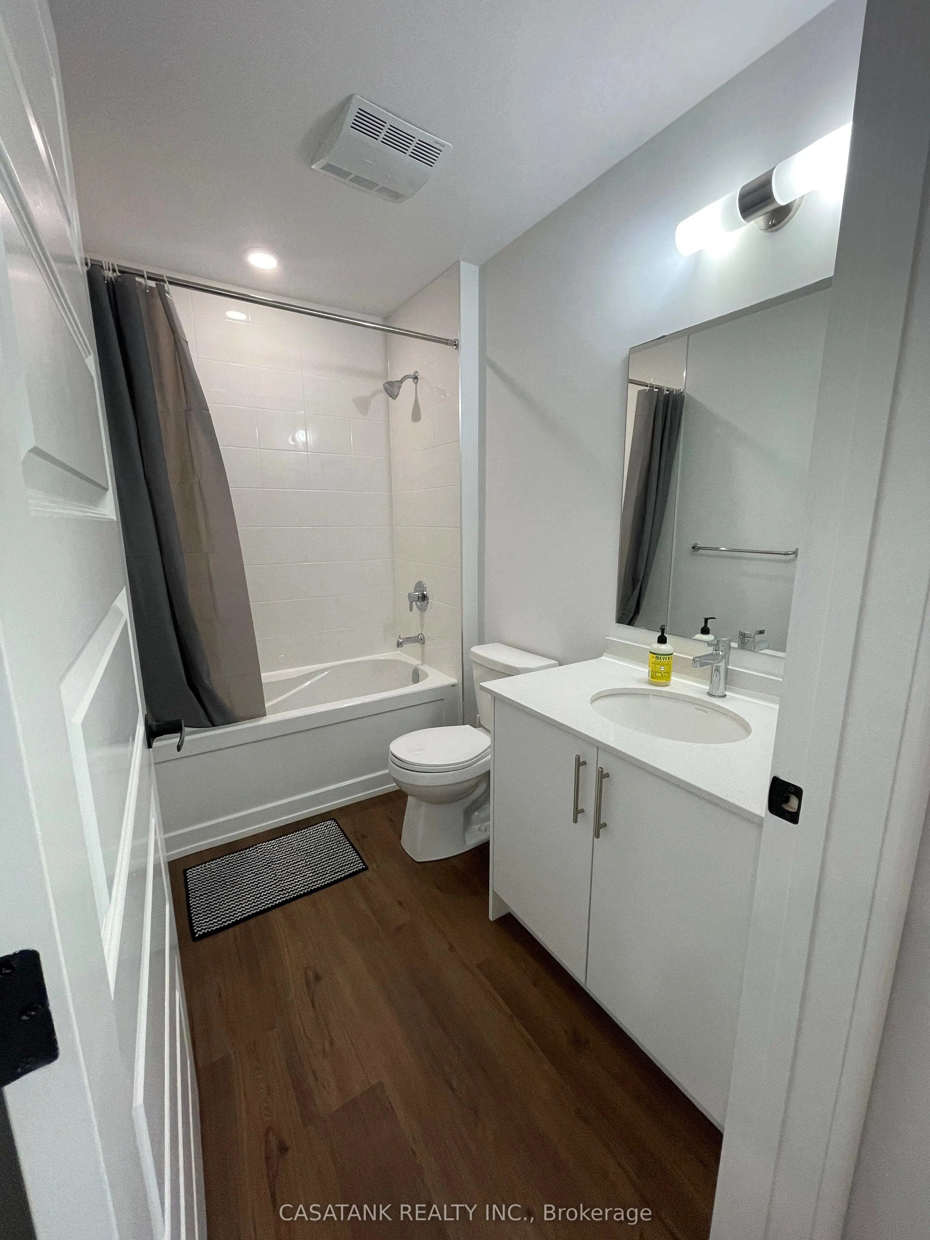 1000 Lackner Place, #613