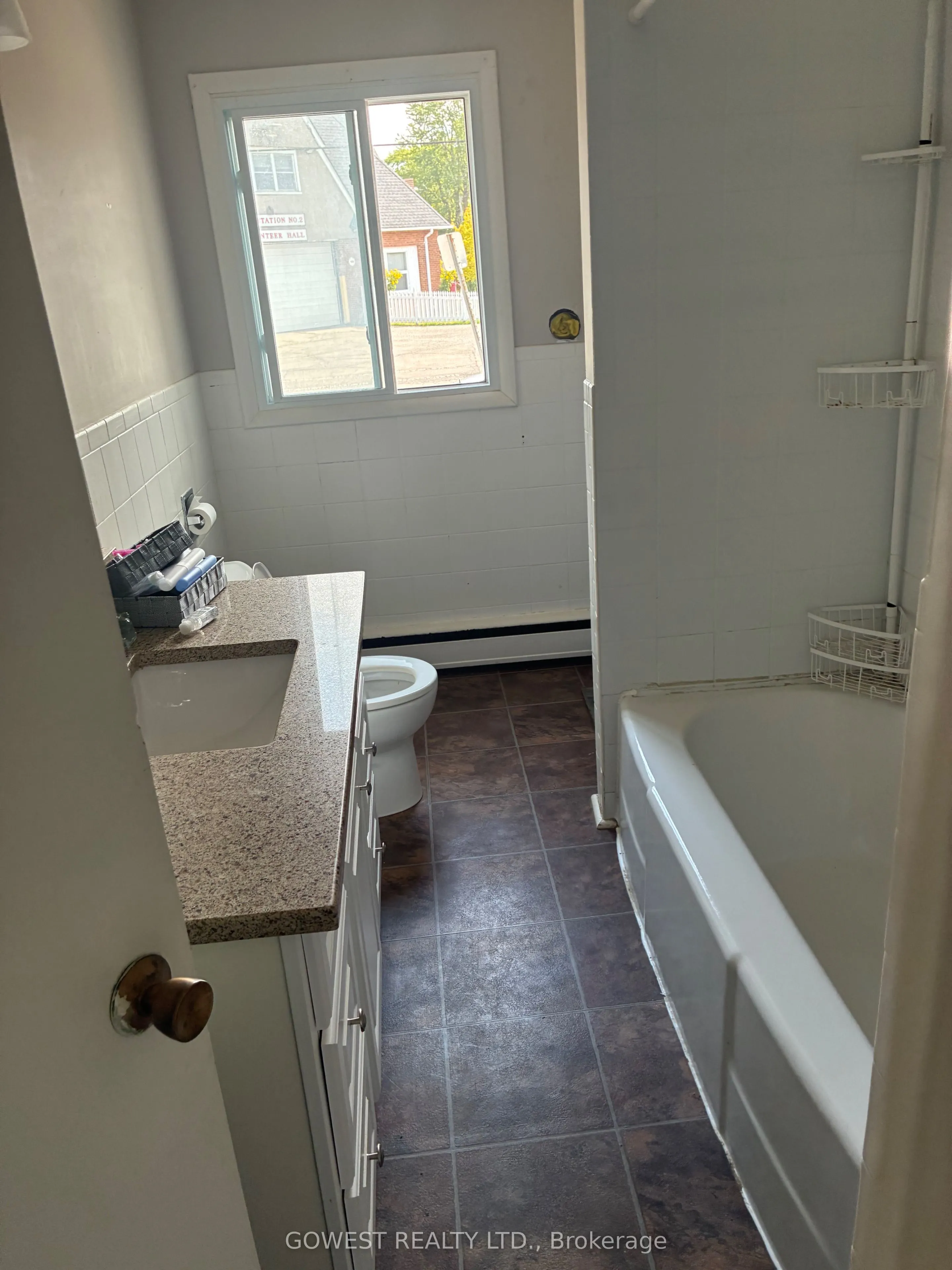 402 Fares Street, #5