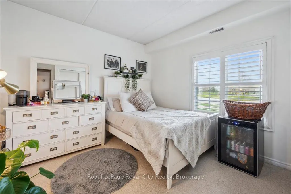 308 Watson Parkway N, #101