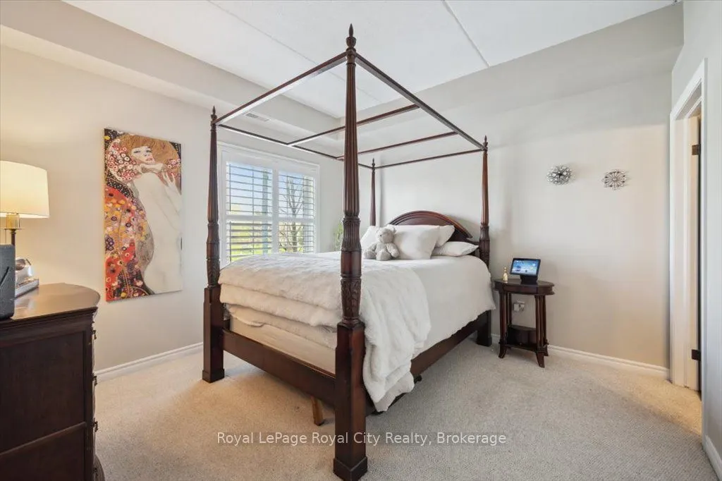 308 Watson Parkway N, #101