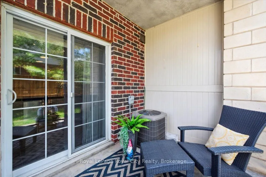 308 Watson Parkway N, #101