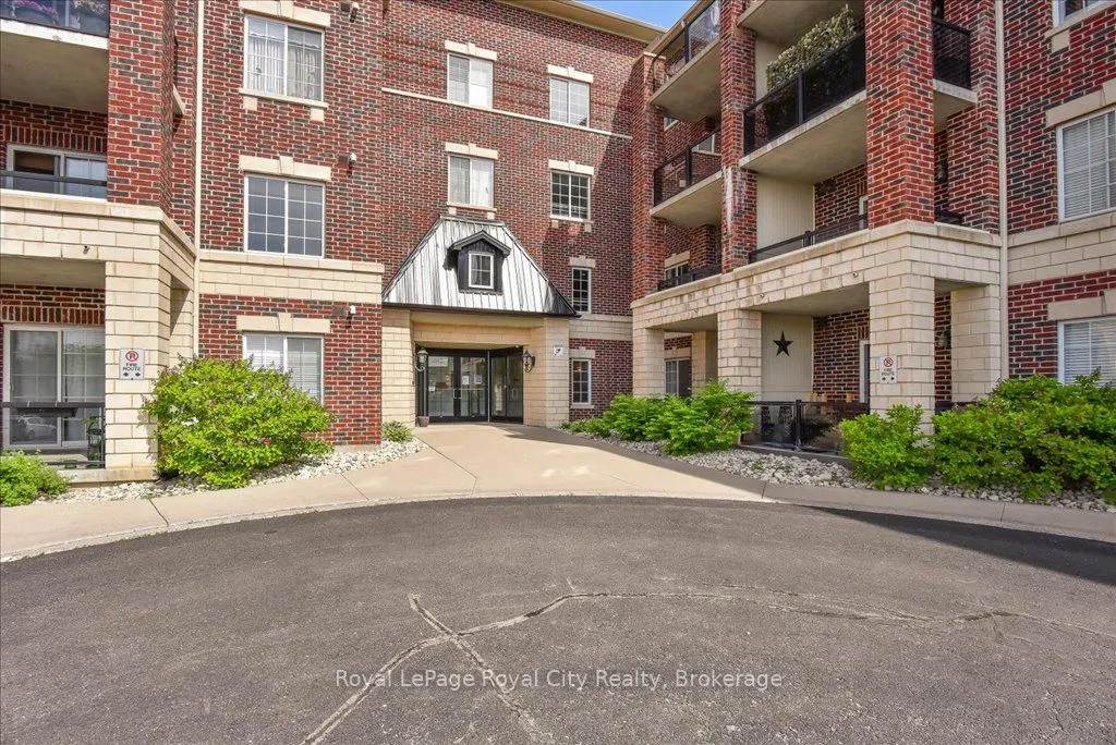 308 Watson Parkway N, #101