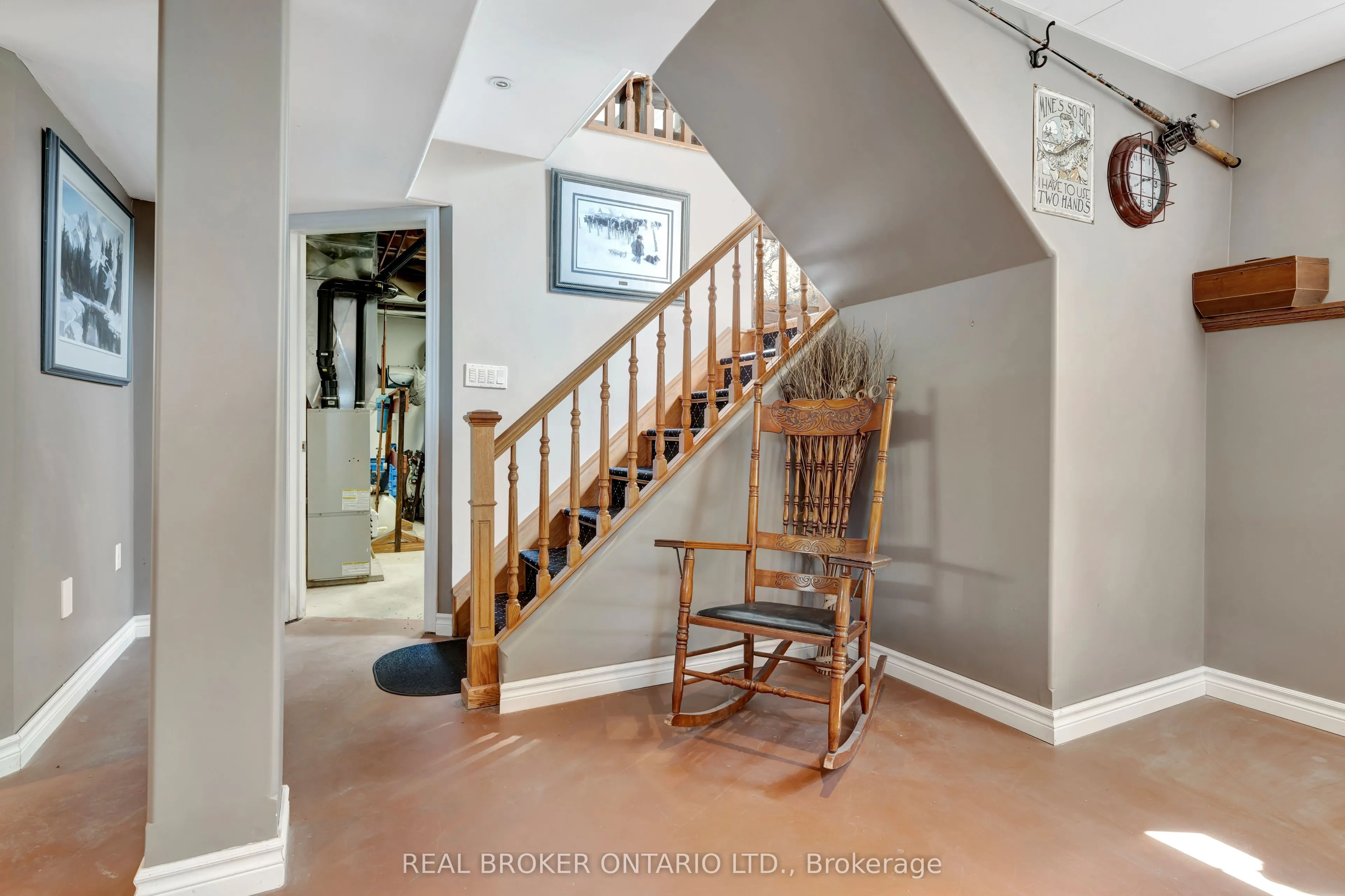 1697 Lakeshore Road