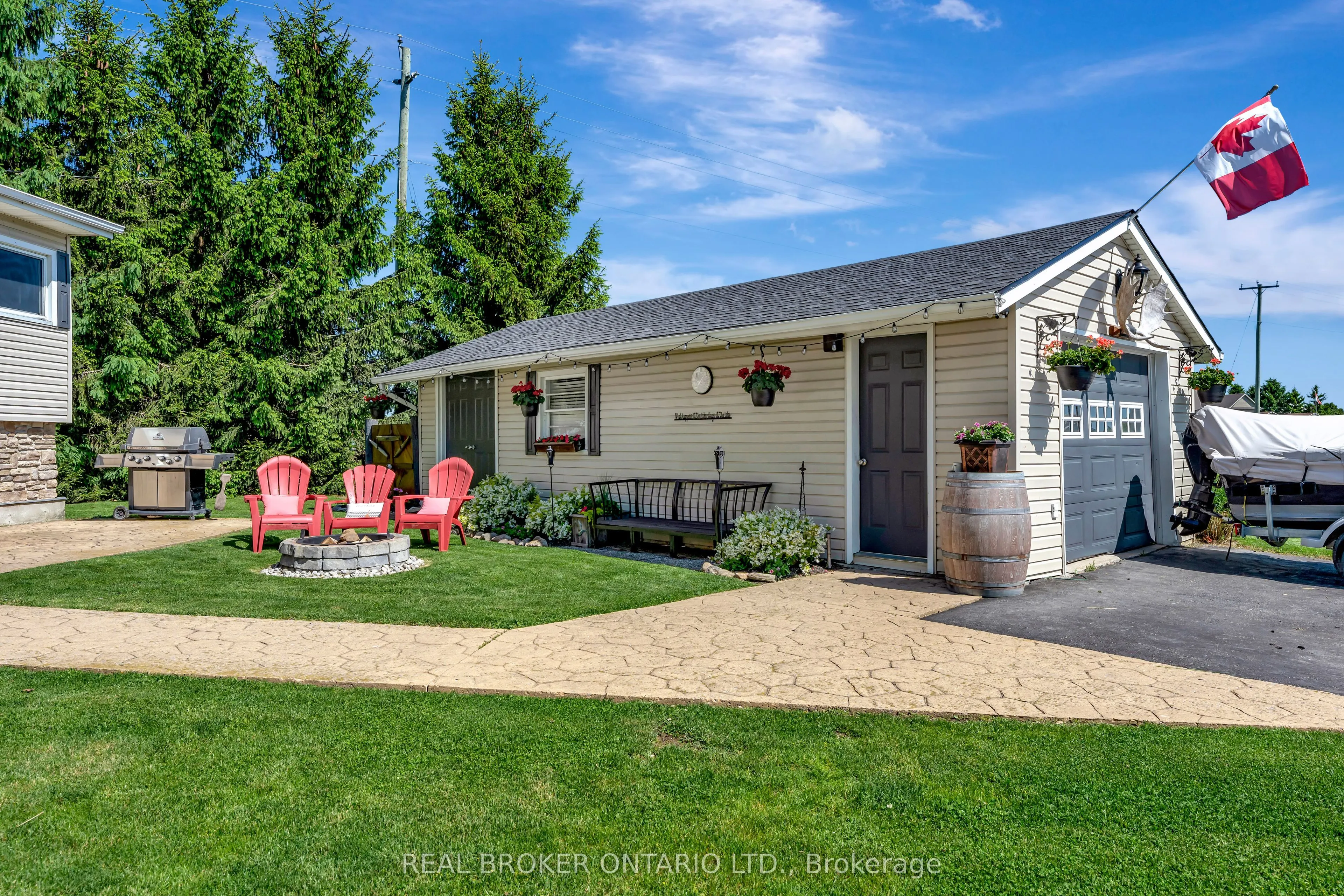1697 Lakeshore Road
